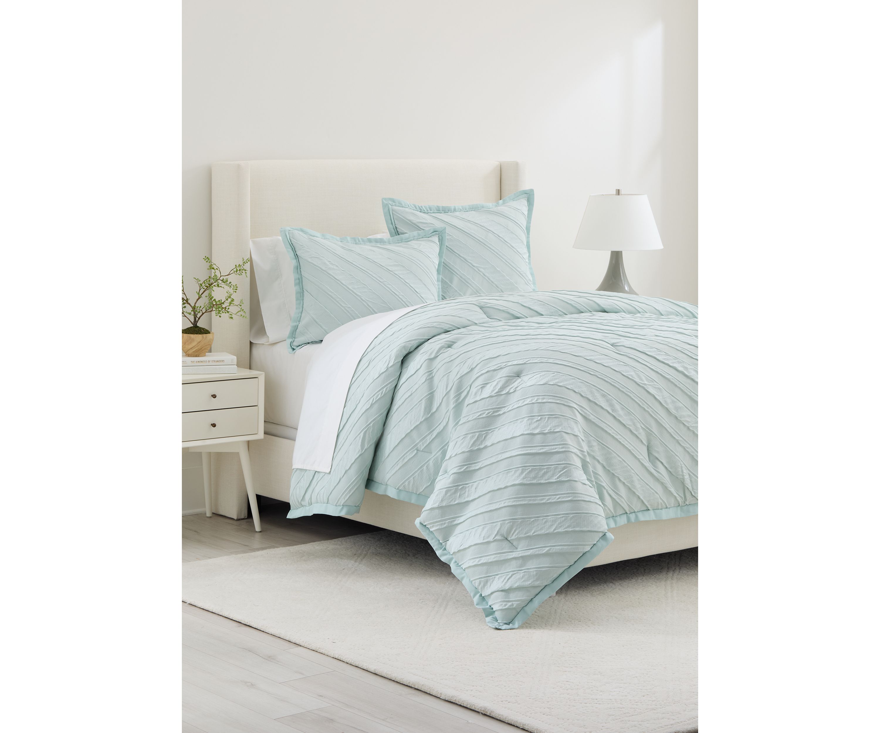 Blythe 3-Piece Comforter Set