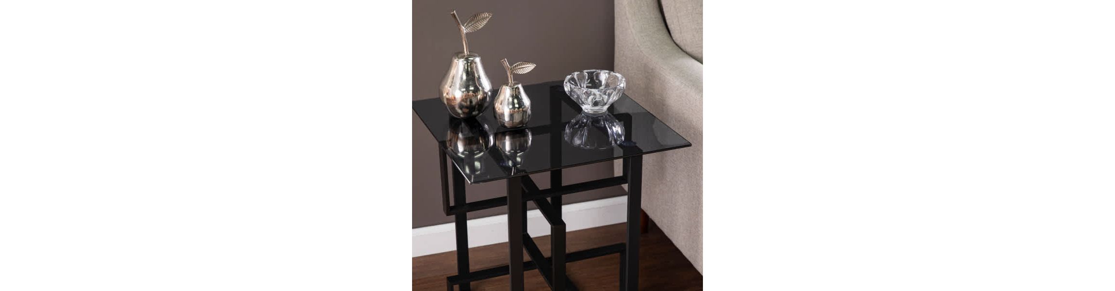 Clanlin Glass-Top Accent Table