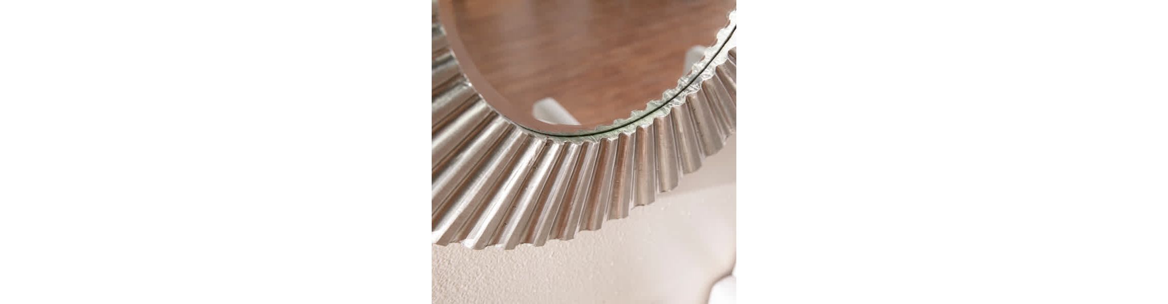 Hessmer Round Decorative Mirror