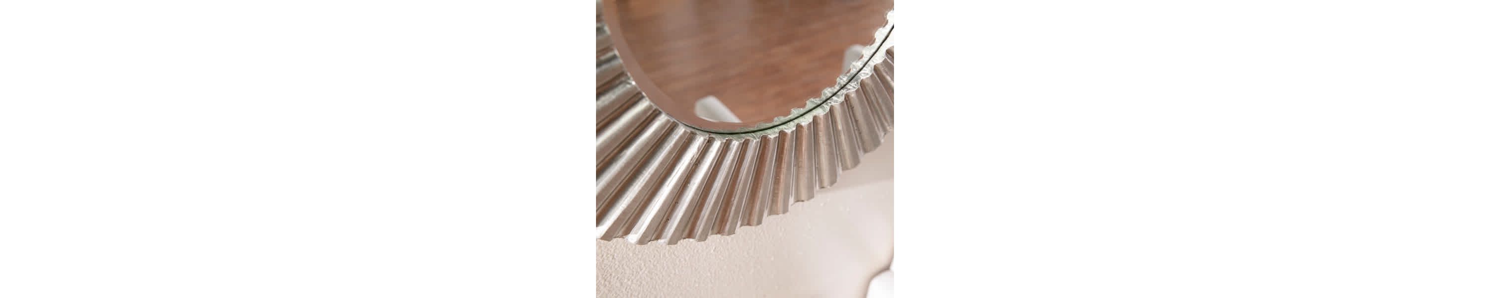 Hessmer Round Decorative Mirror