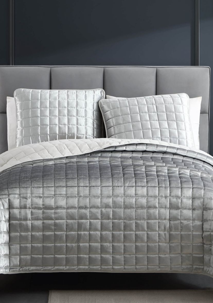 Riverbrook Home Lyndon Collection