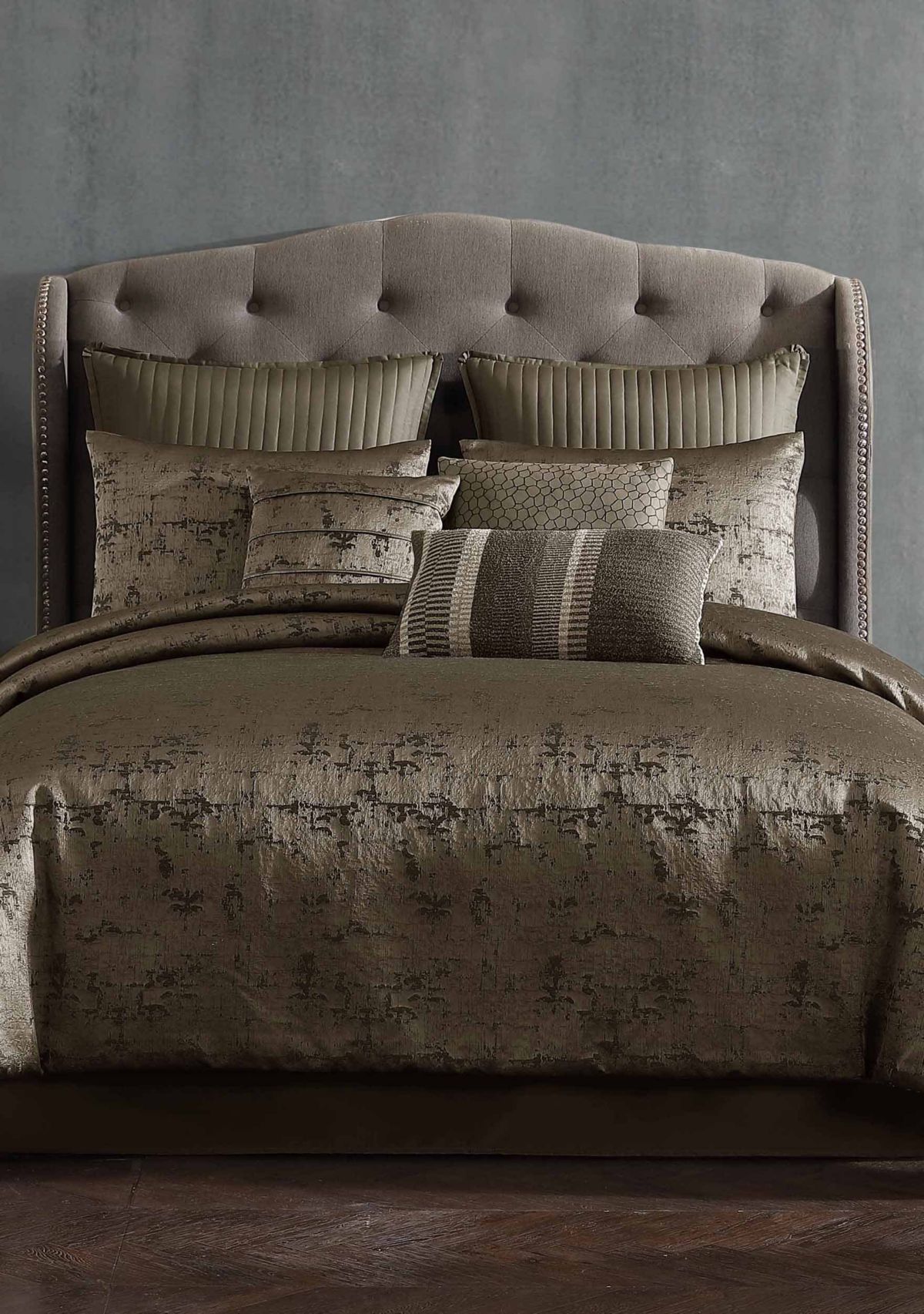 Riverbrook Home Dobbins Collection