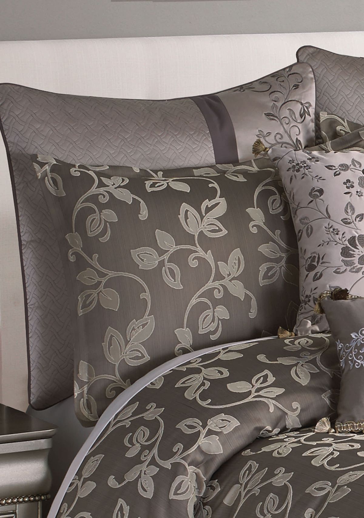 Riverbrook Home Heston Collection