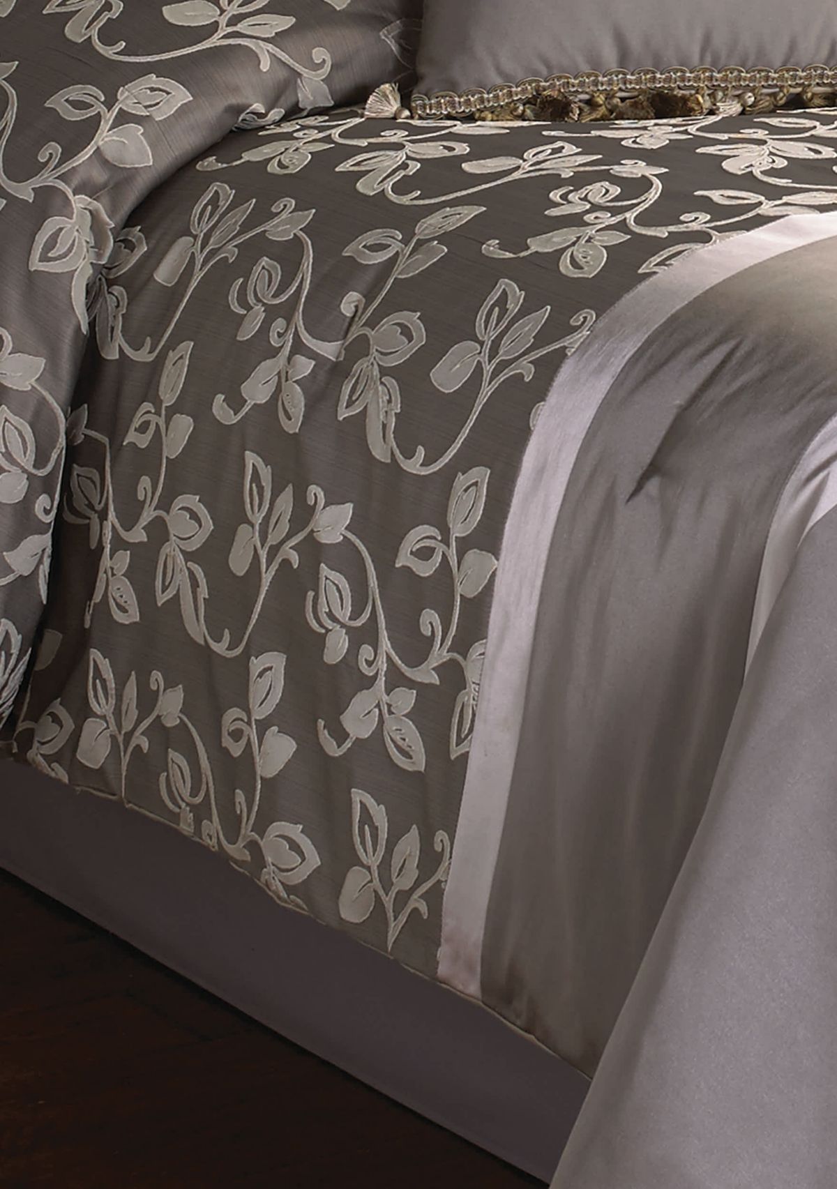 Riverbrook Home Heston Collection