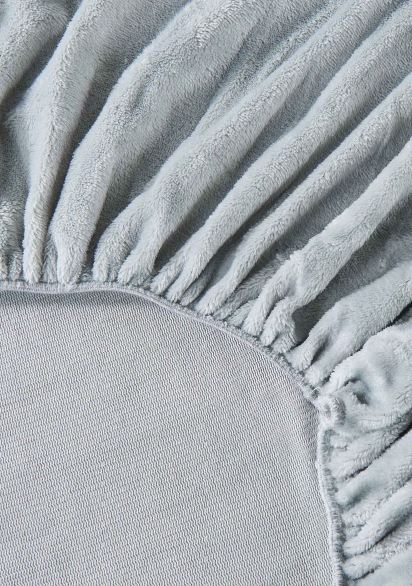 Ultra Soft Velvet Plush 1 Piece Fitted Sheet