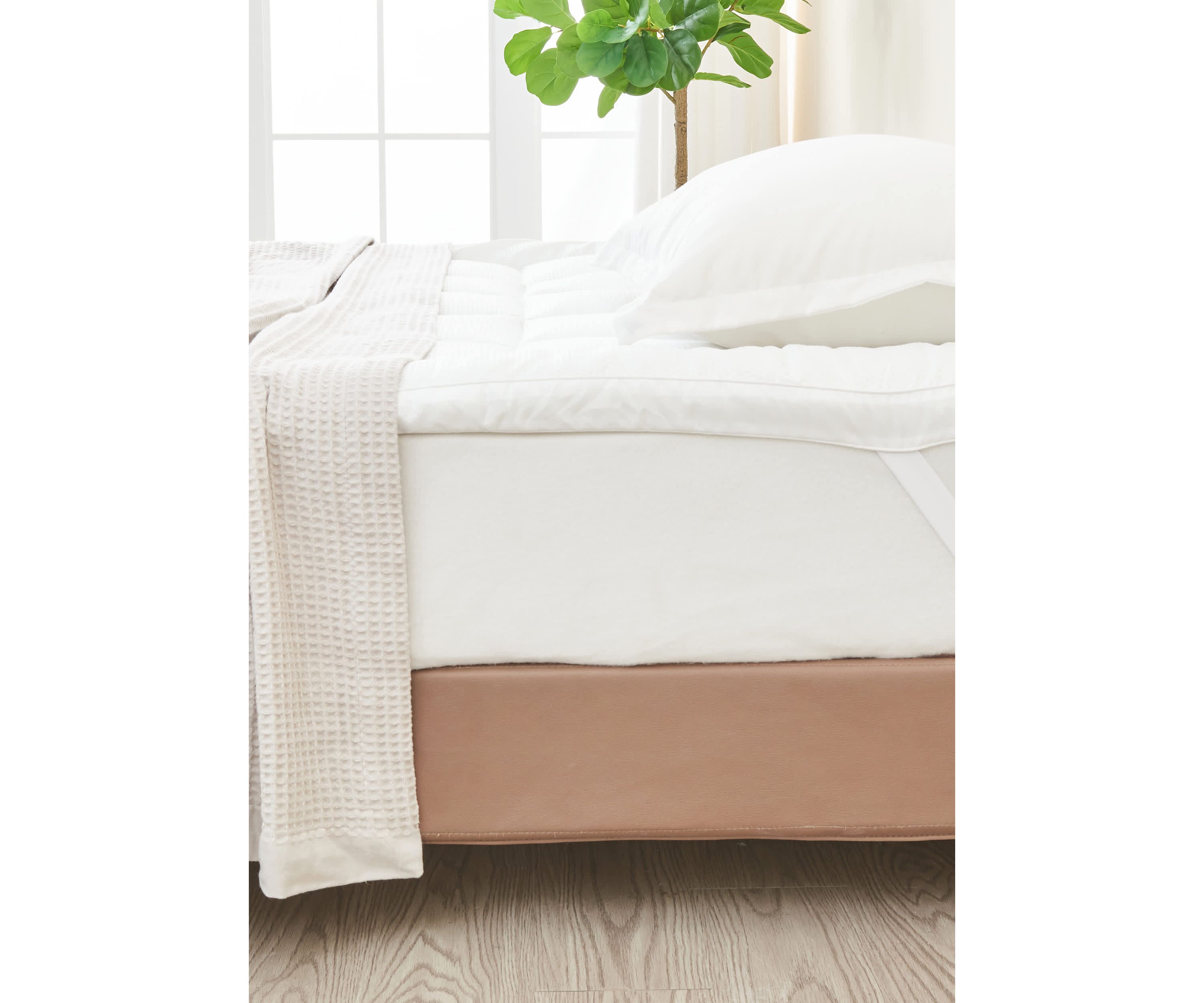 2 Inch Thick Box-Stitched Mattress Pad