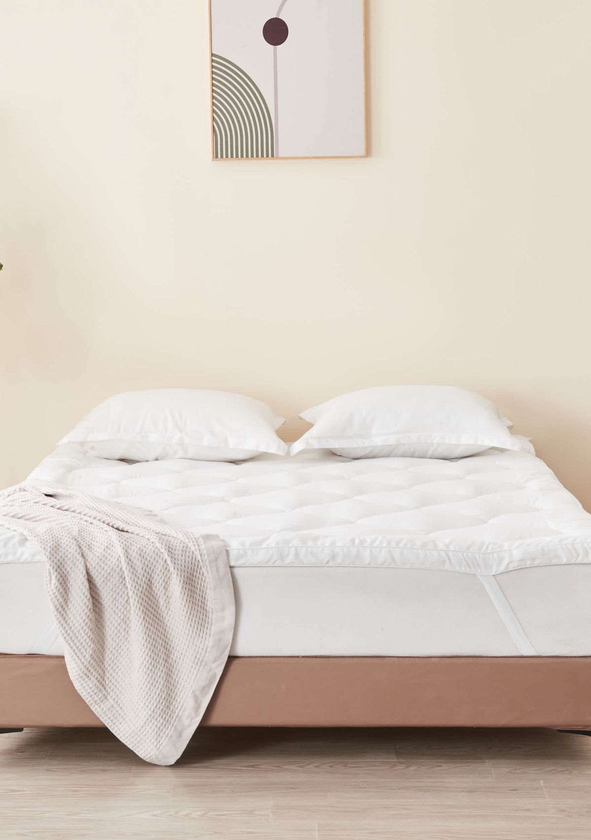 Thick Wave-Stitched Mattress Pad