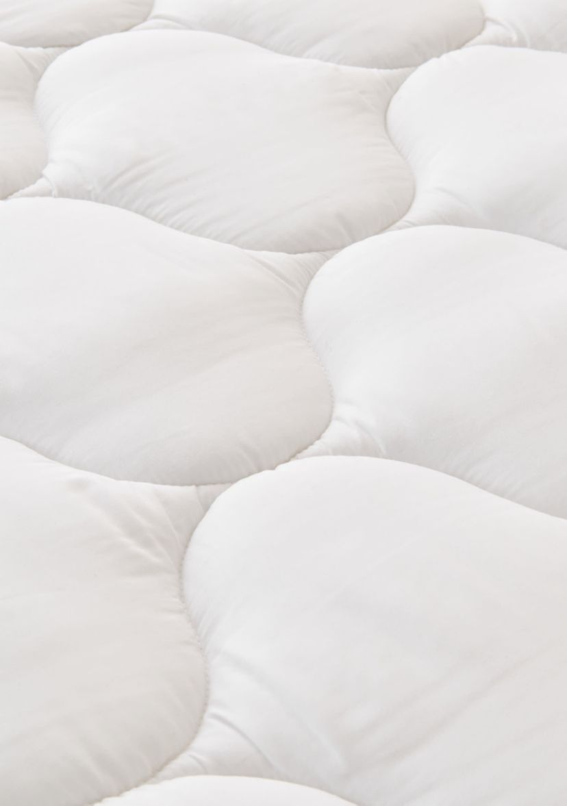 Thick Wave-Stitched Mattress Pad