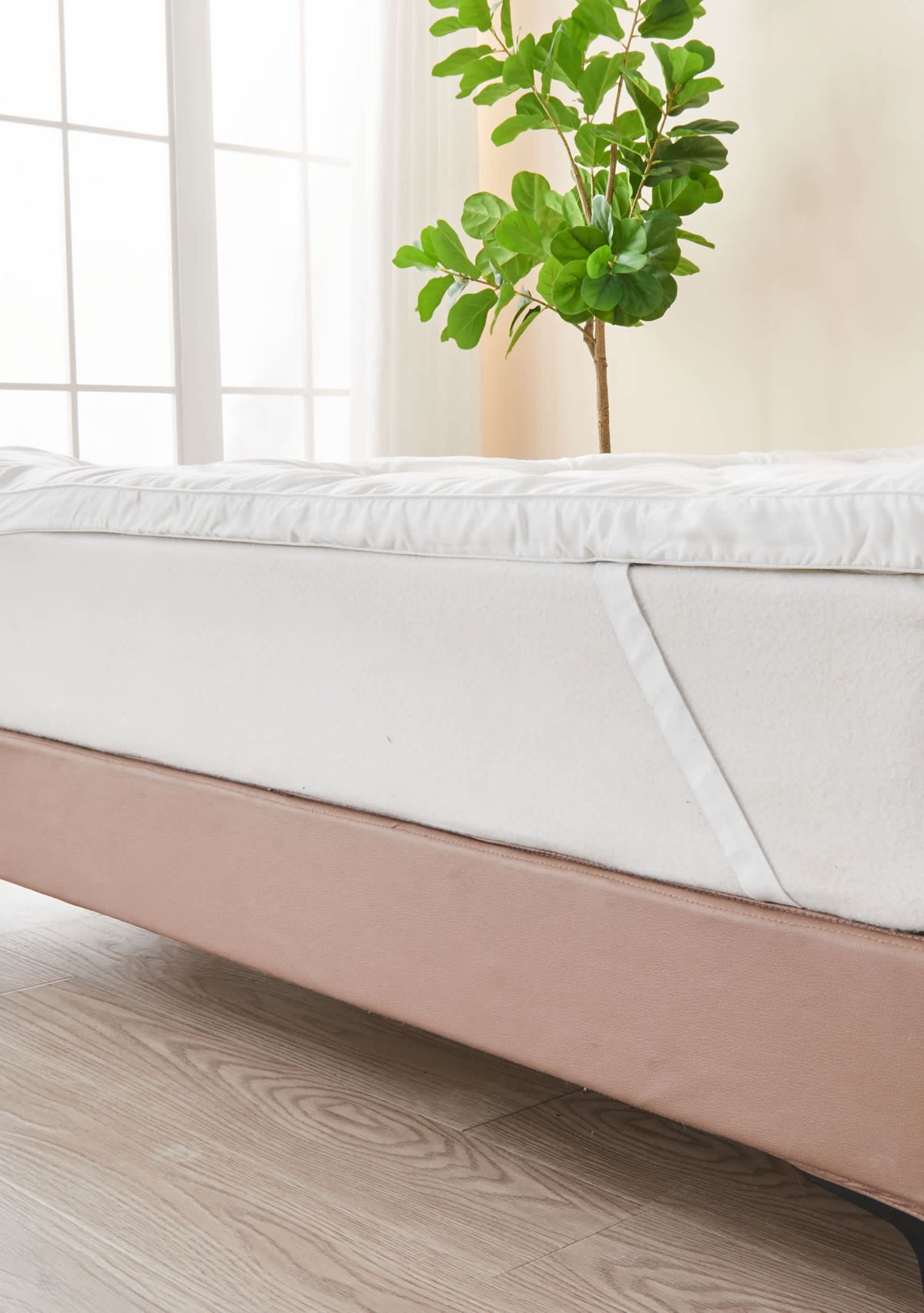 Thick Wave-Stitched Mattress Pad