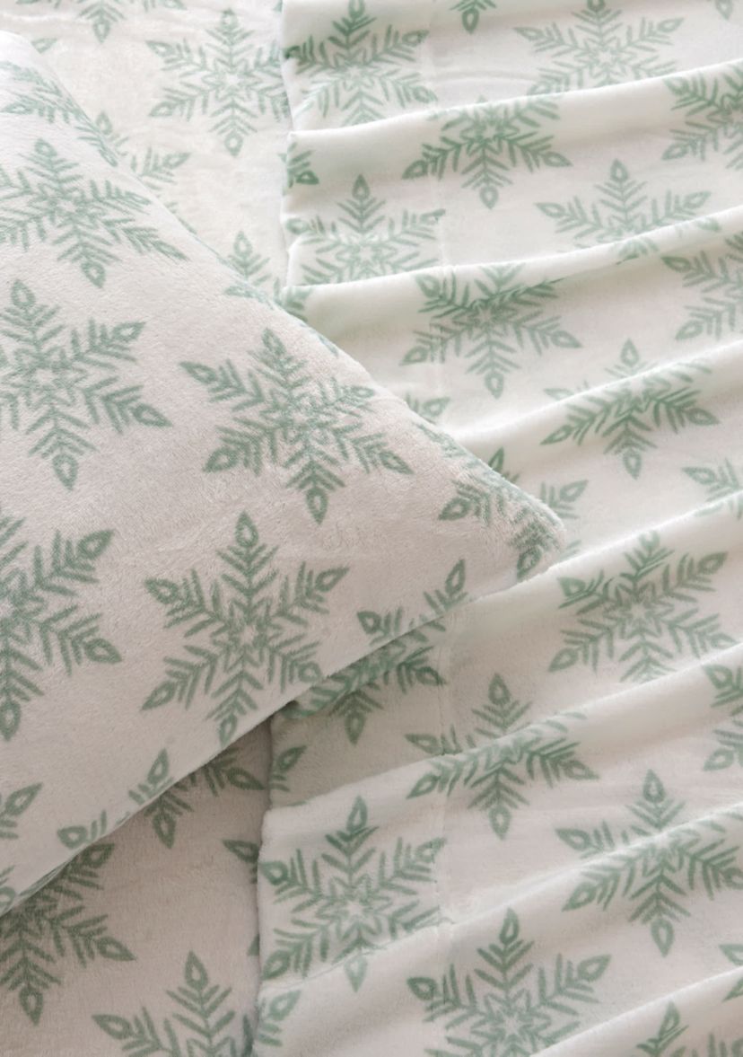 Ultra Soft & Cozy Velvet Plush Printed Fleece Sheet Set