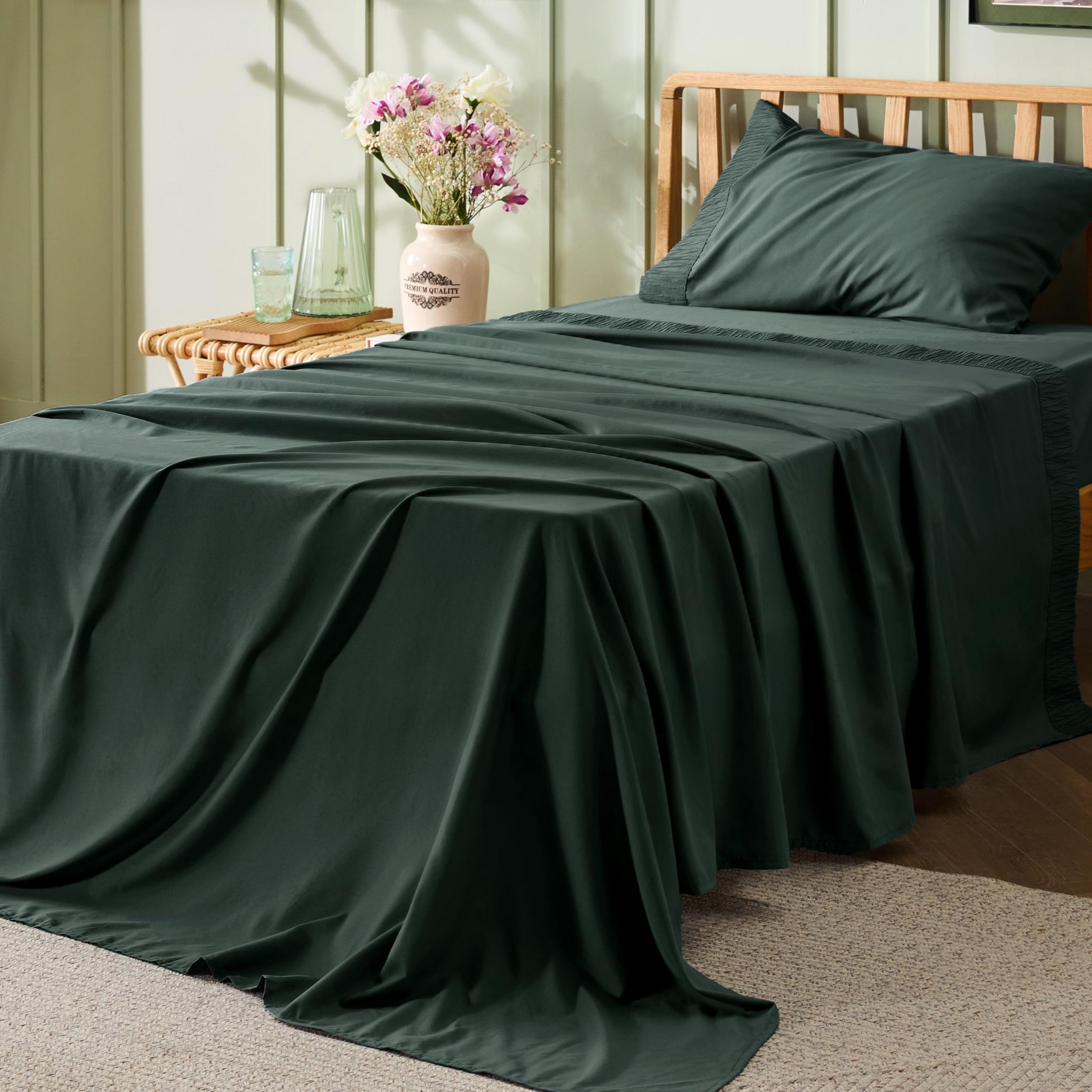 Hotel Luxury Embellished Hem Sheet Set
