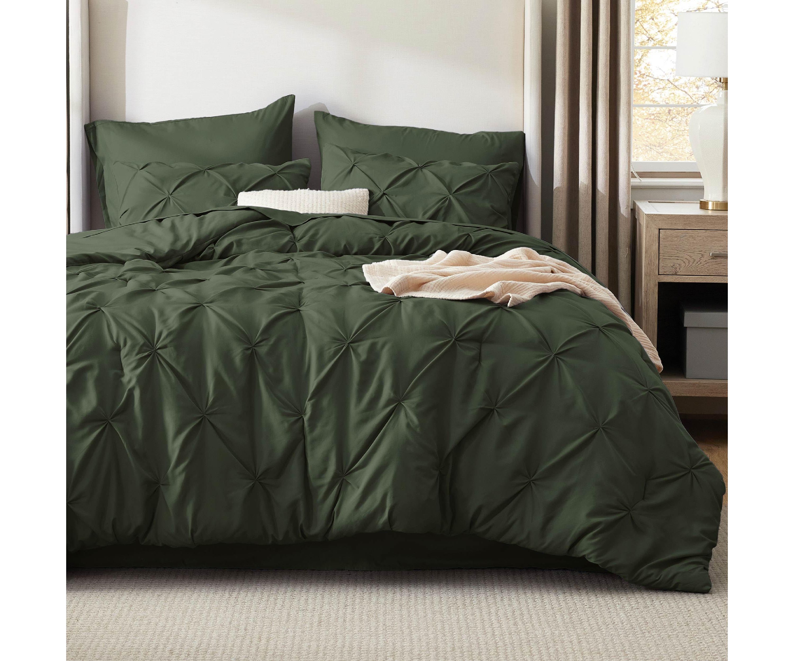 7 Piece GentleSoft™ Pintuck Comforter Bed in Bag Set