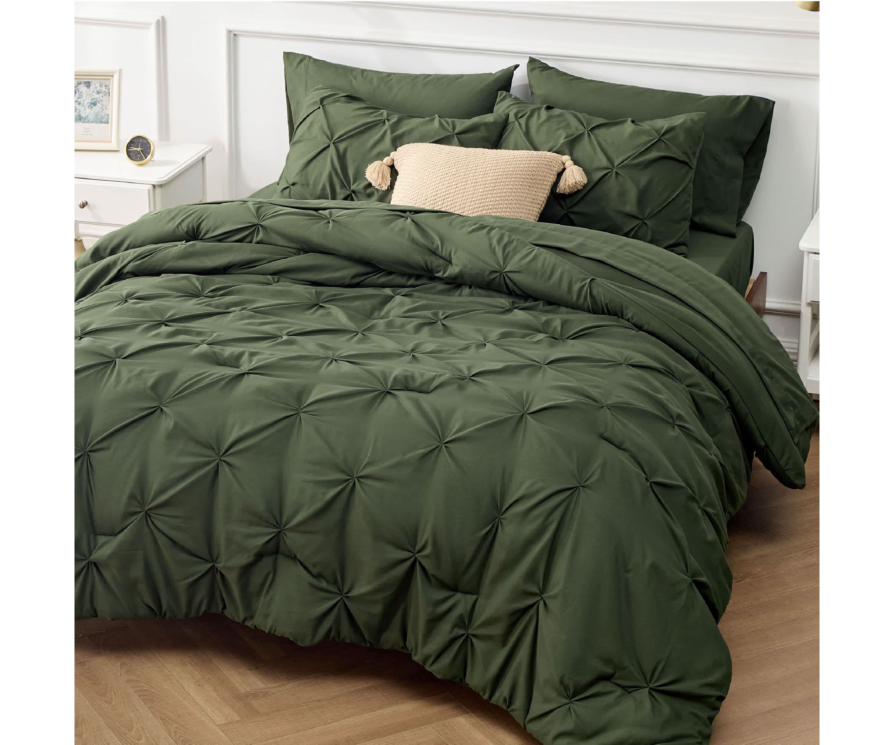 7 Piece GentleSoft™ Pintuck Comforter Bed in Bag Set