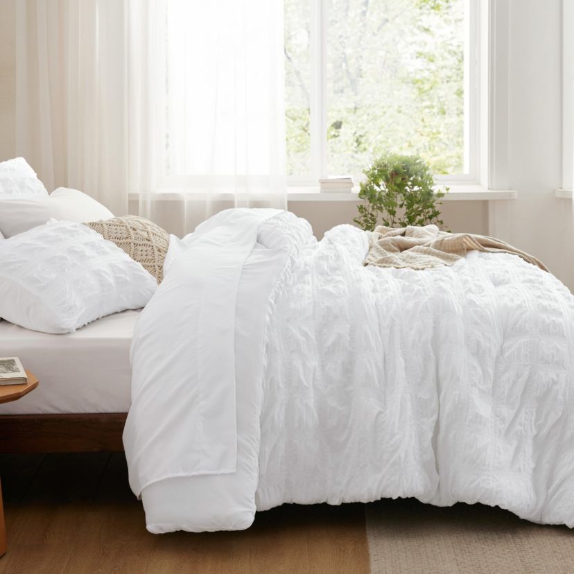 Bedsure Bed in a Bag-Seersucks-Grid | Belk