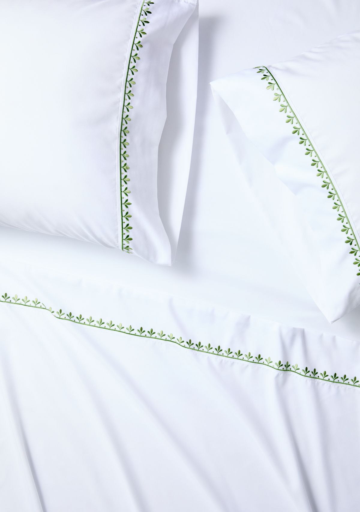 Green Embroidery White Sheet Set