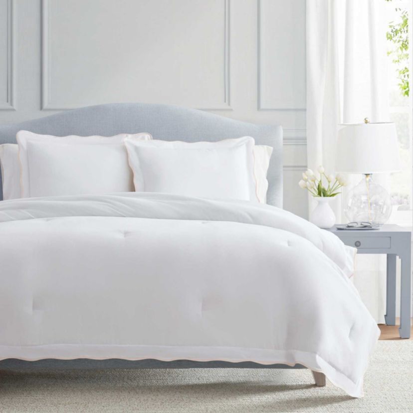 Simple Scallop Cotton Comforter Set