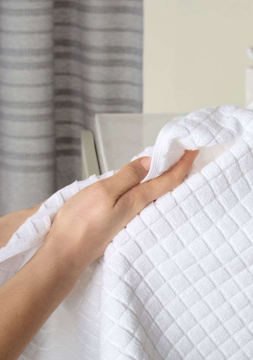 TOWN & COUNTRY LIVING 4-Piece Textured Windowpane Aqua Blue Bath Towel Set