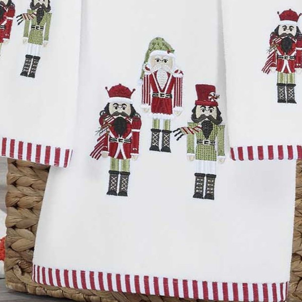 Peppermint Nutcracker Bath Towel - Set of 2