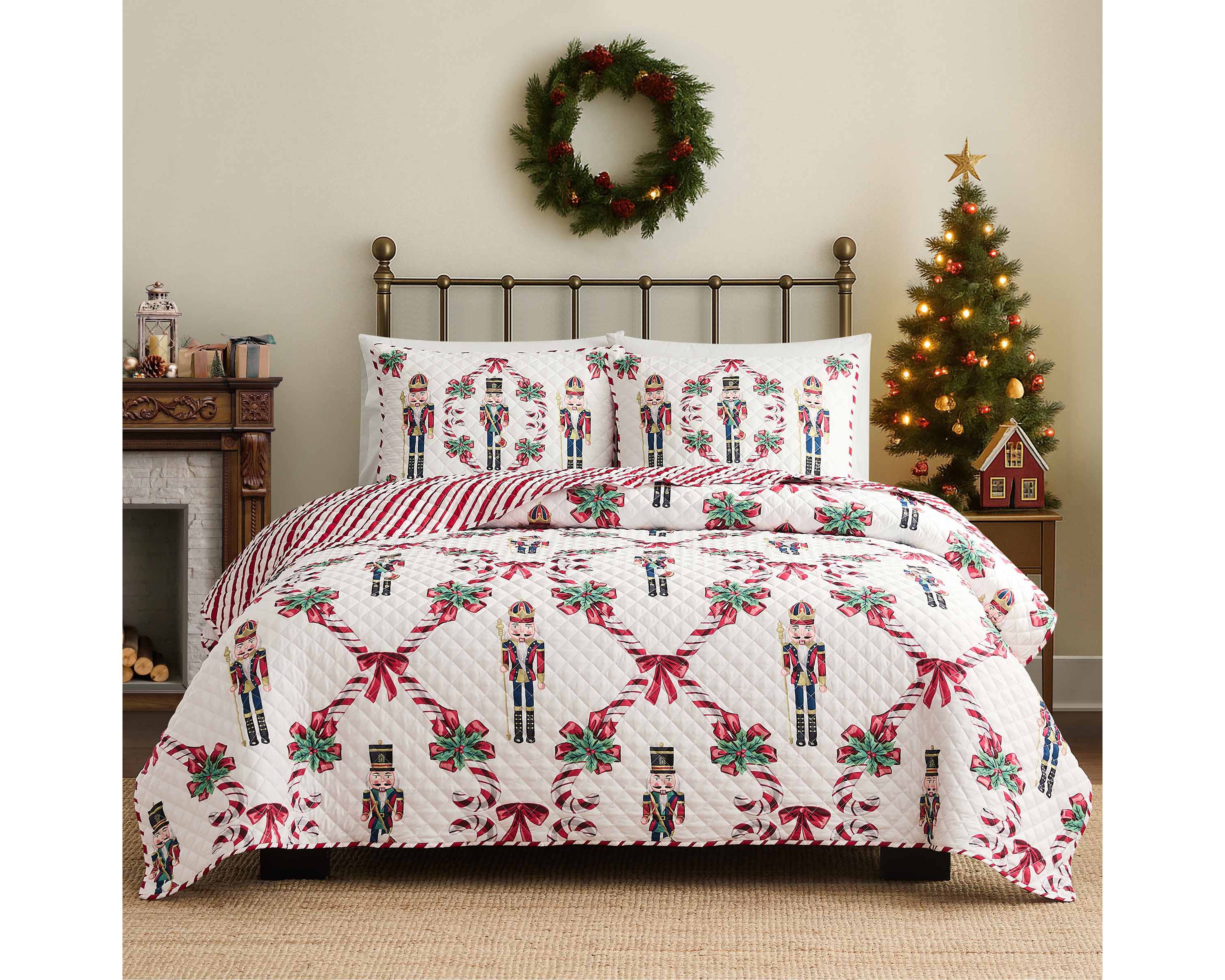Nutcracker Full/Queen Quilt Set