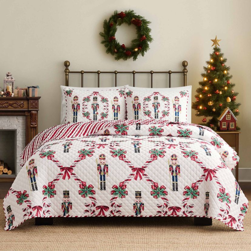 Nutcracker Full/Queen Quilt Set