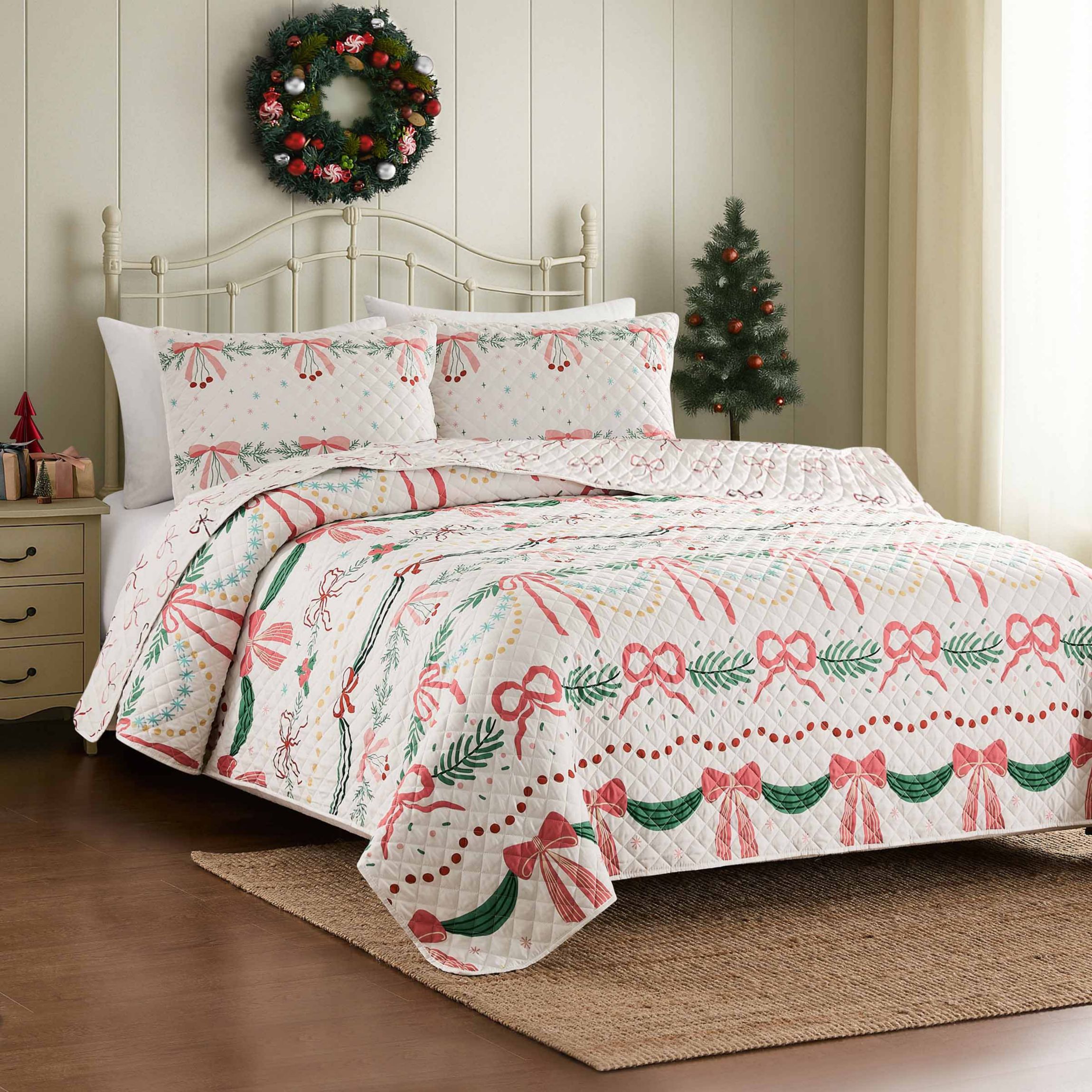 Bows & Branches Twin Quilt Set