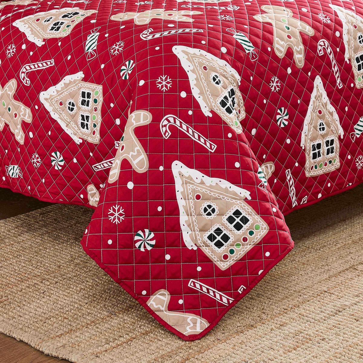 Holiday Lane Reversible Quilt Set