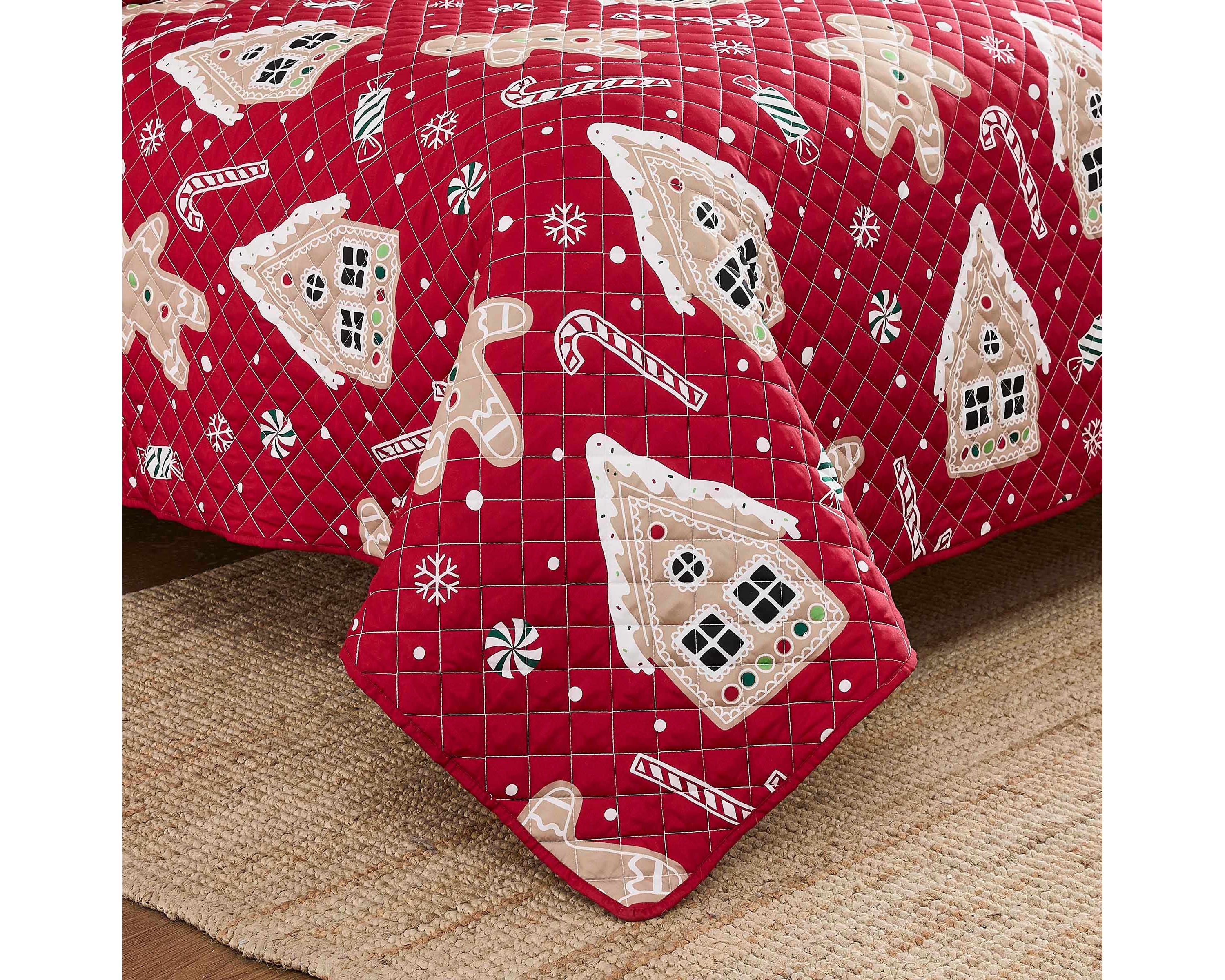 Holiday Lane Full/Queen Quilt Set