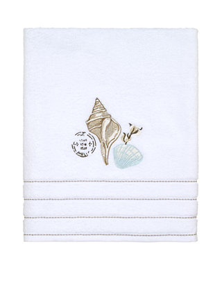 Avanti Linens Modern Farmhouse Bath Towel 