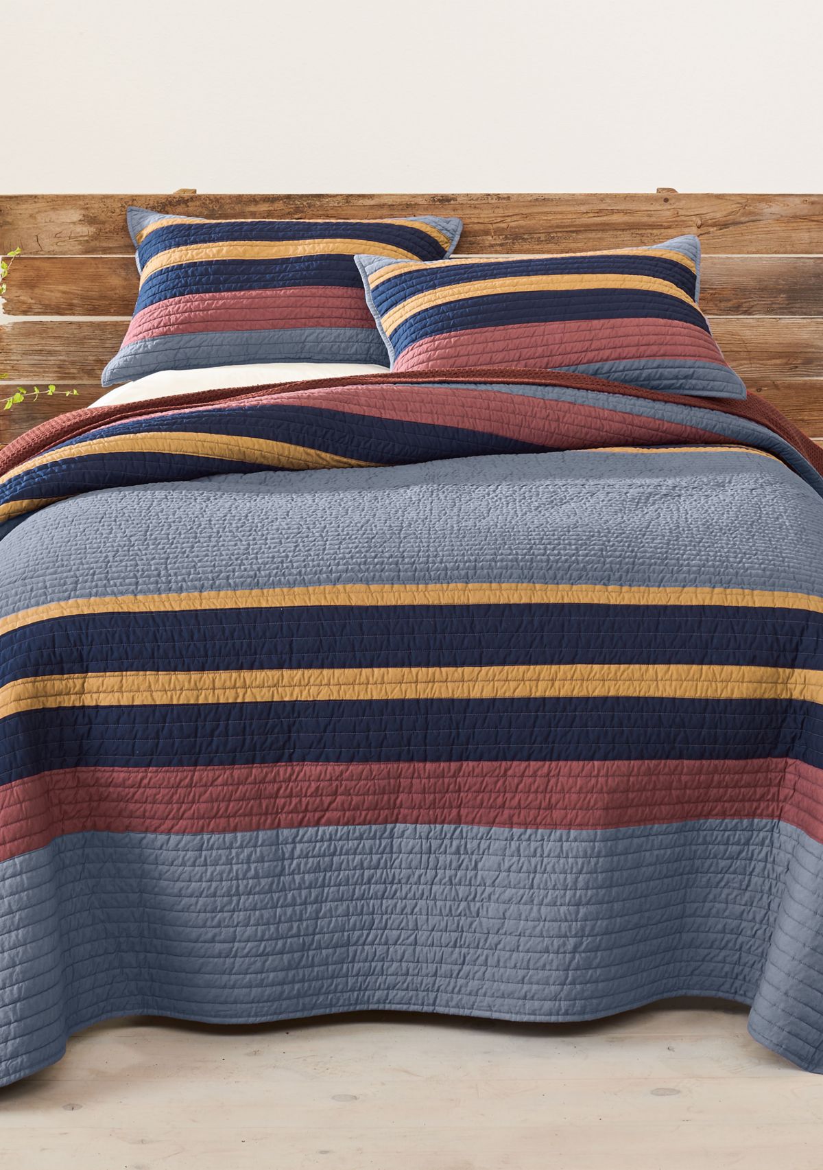 Yakima Camp Quilt Set