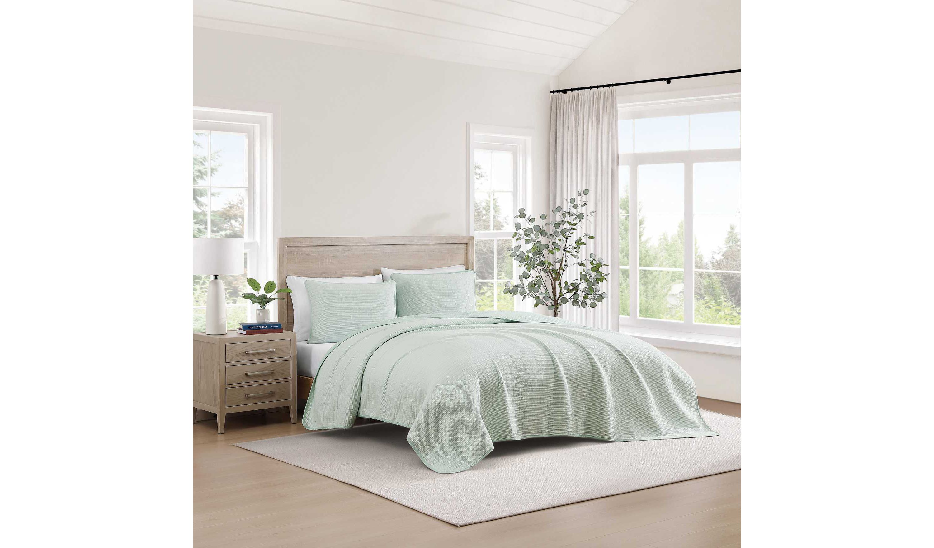Ithaca Stripe Cotton Quilt Set