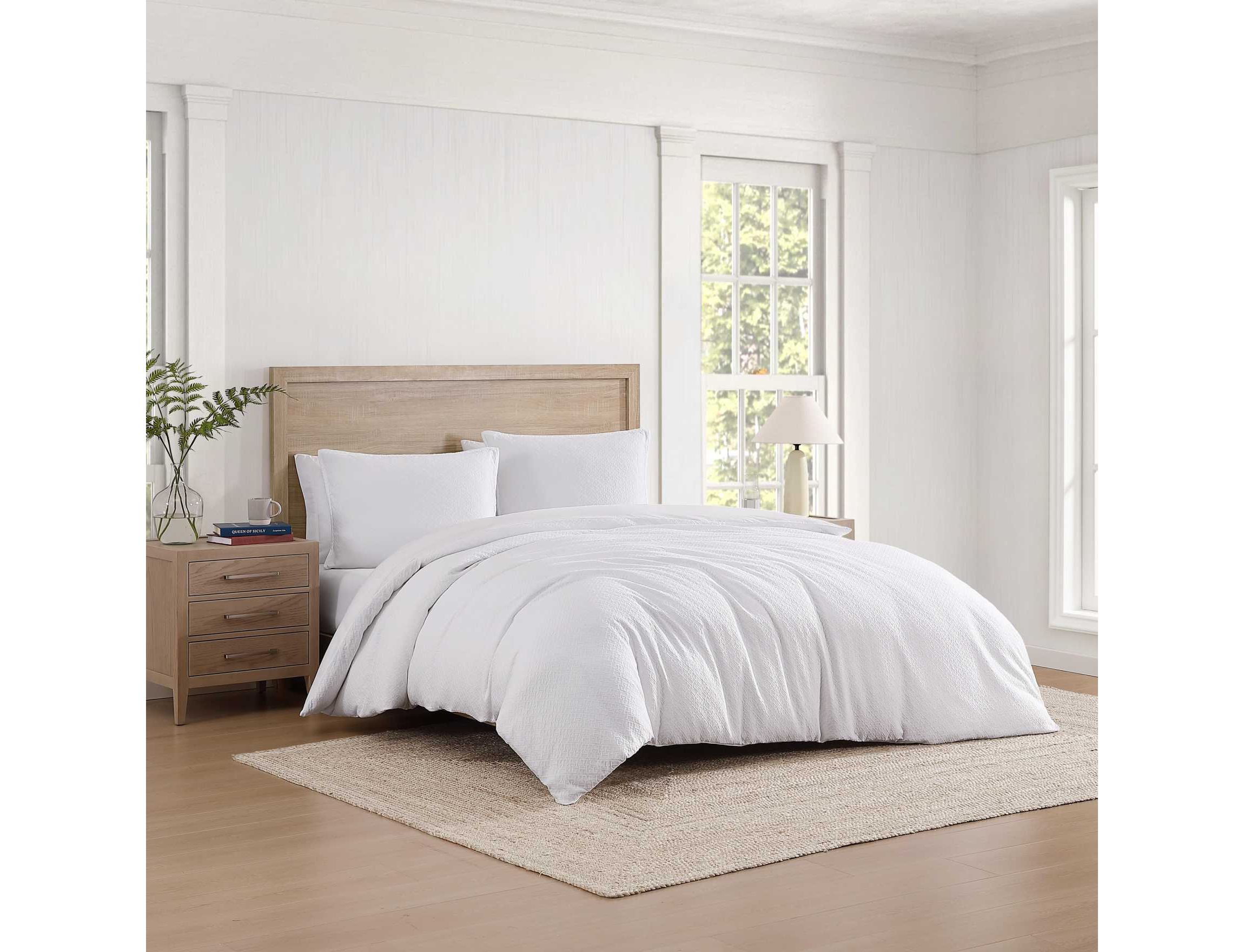 Monogram Matelasse Cotton Comforter Set