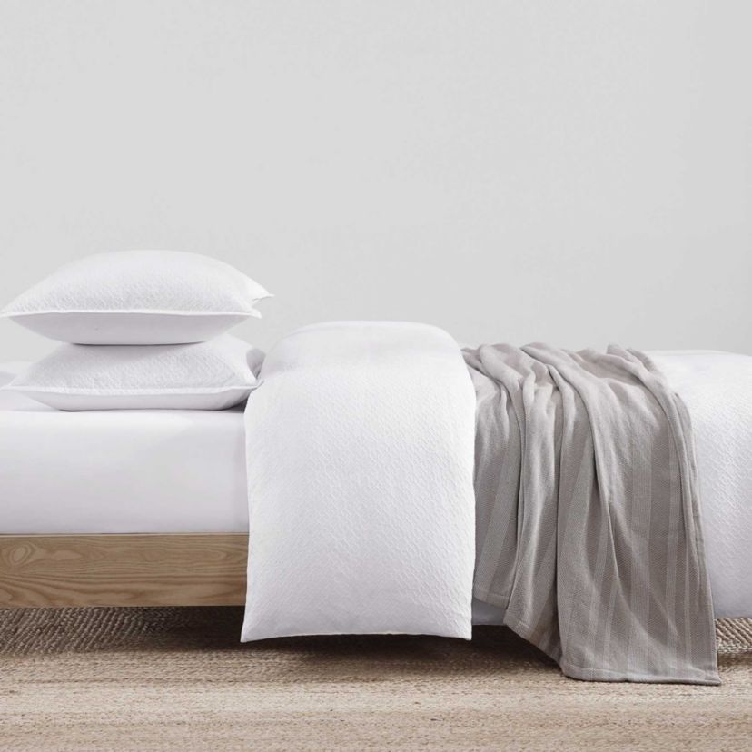 Monogram Matelasse Cotton Comforter Set