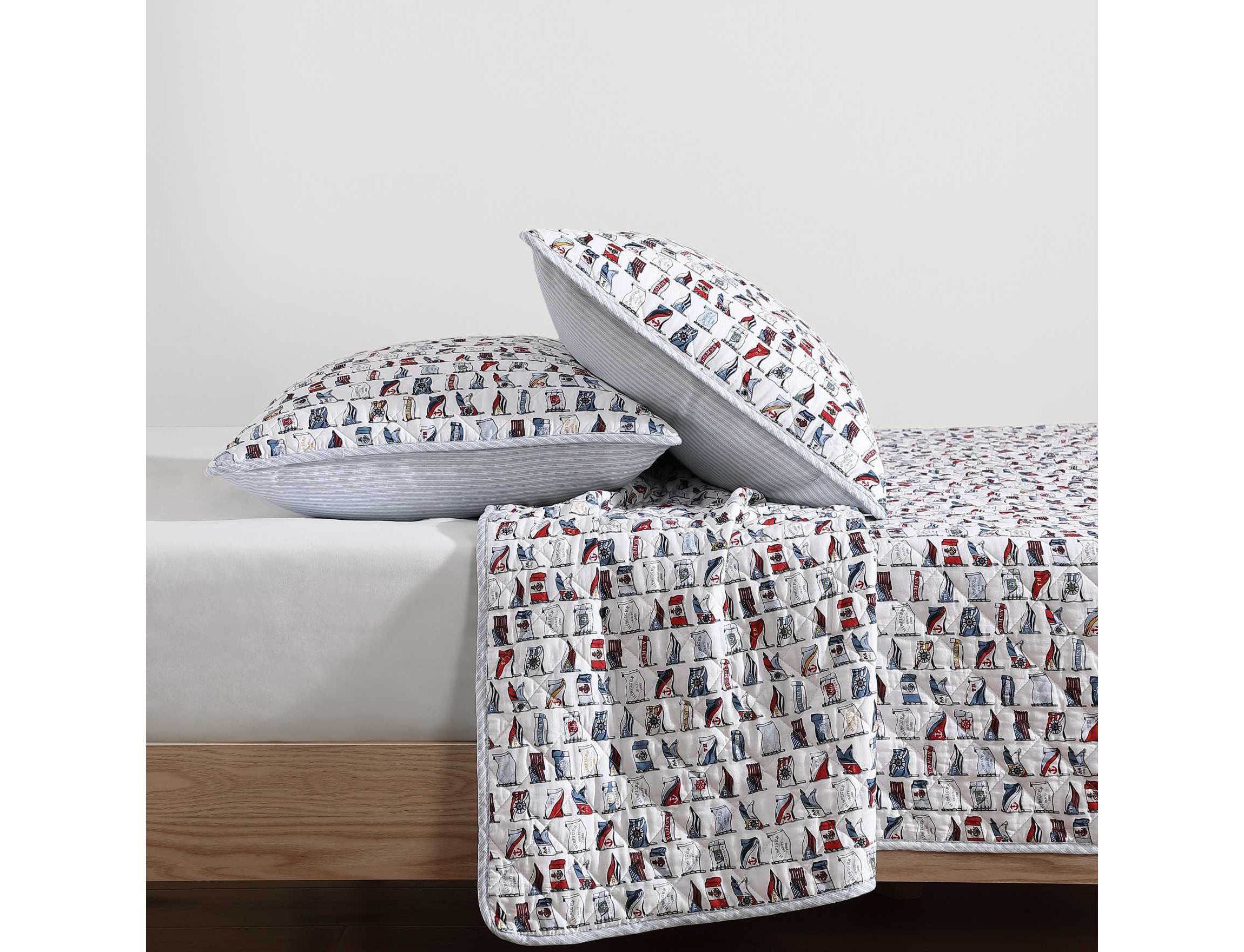 Boating Flags Cotton Quilt Set