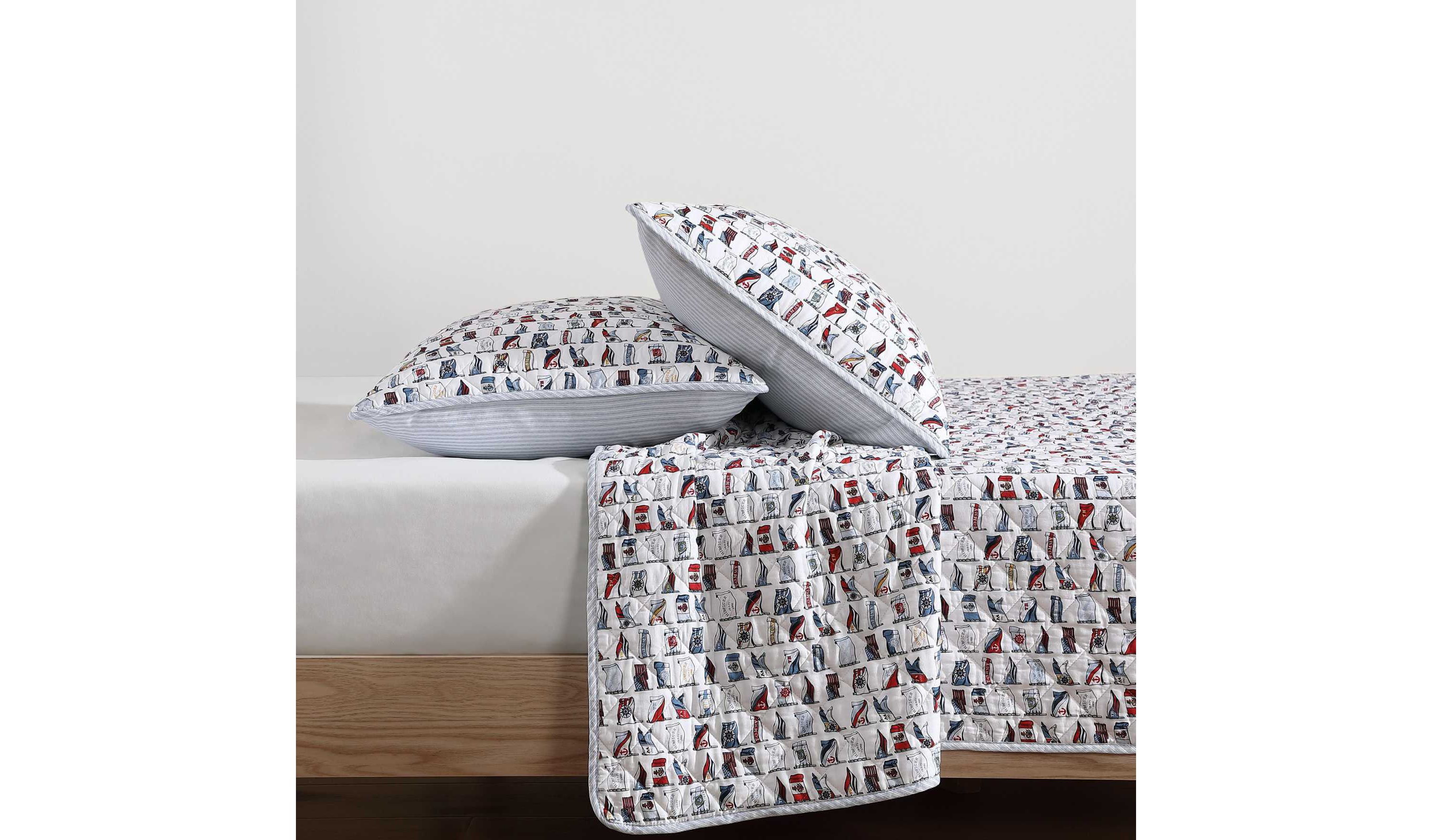 Boating Flags Cotton Quilt Set
