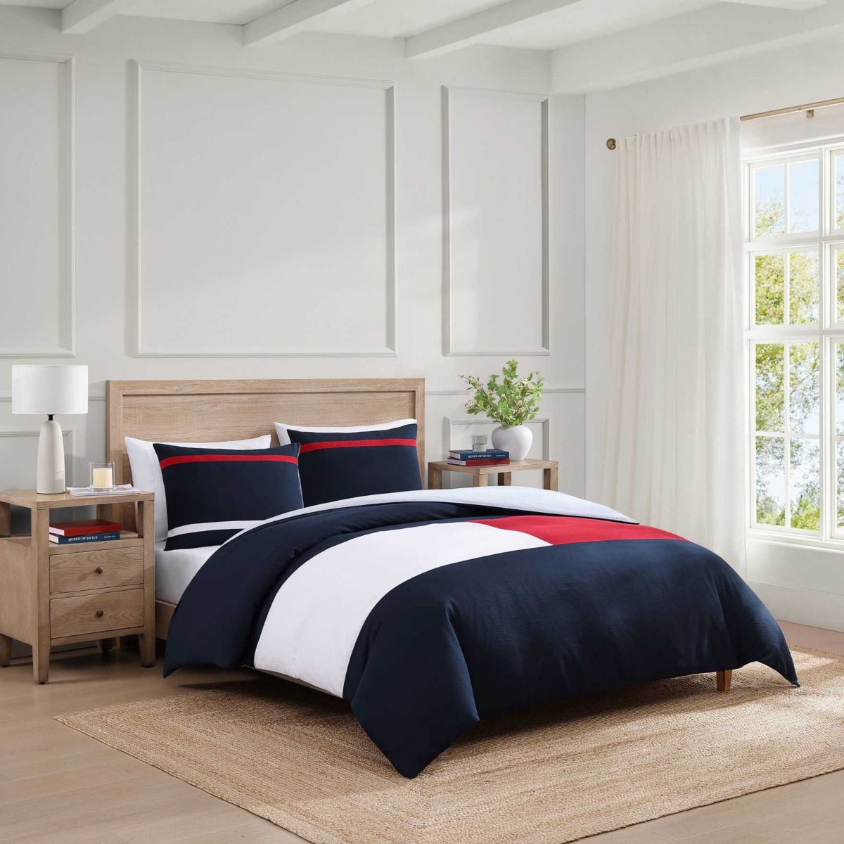 Iconic Anniversary Comforter Set