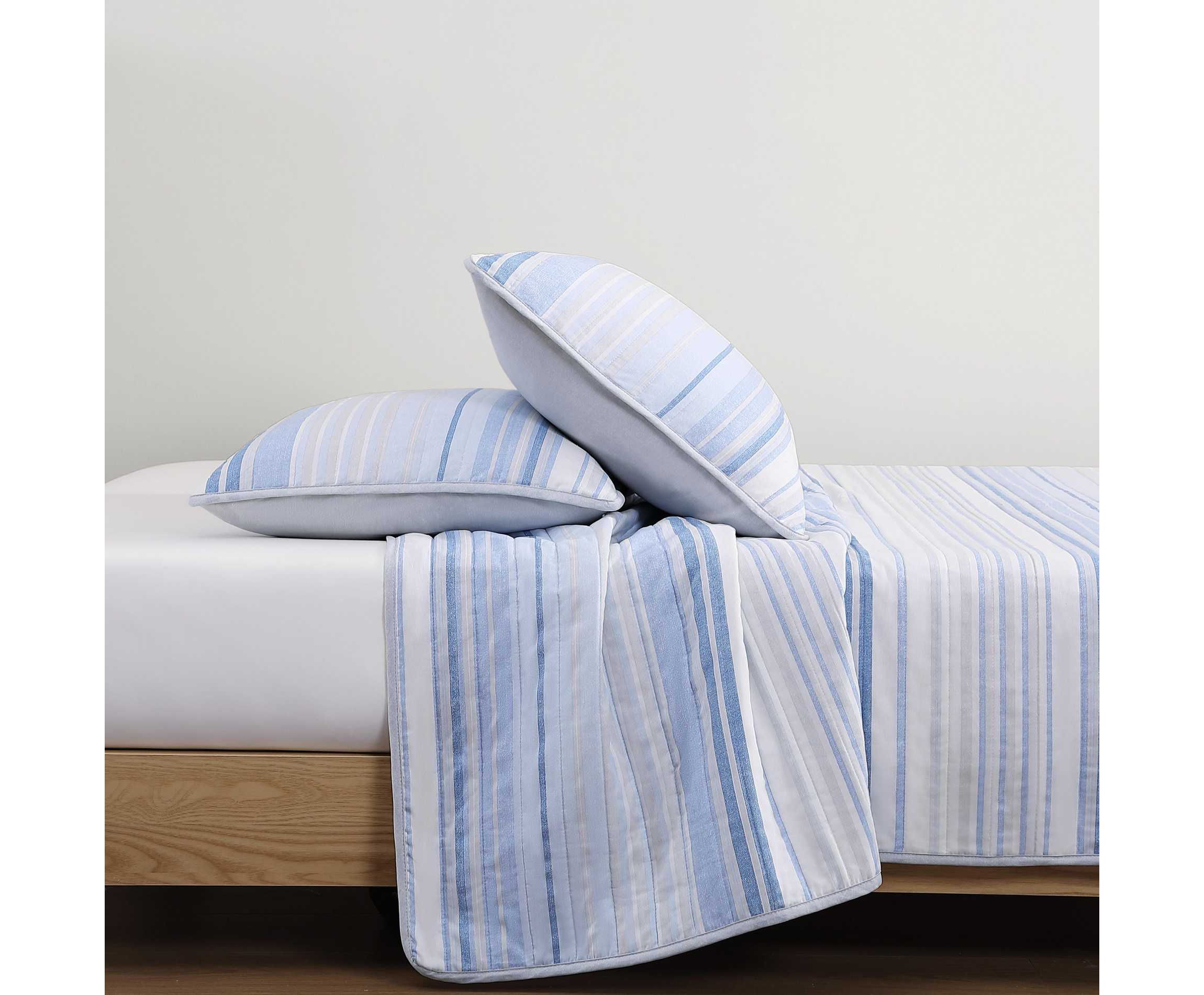 Bold Stripe Textured Cotton Quilt Set
