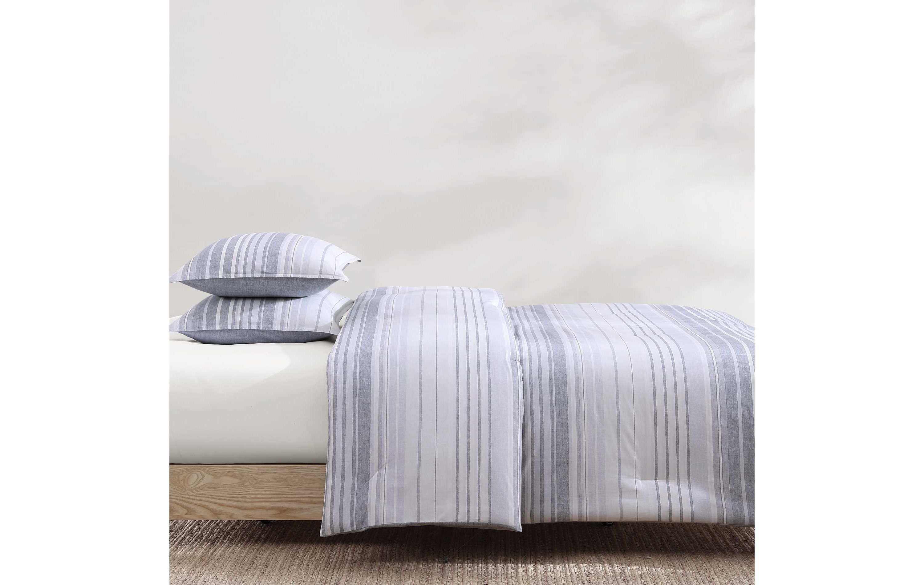 Bold Stripe Textured Cotton Comforter Set