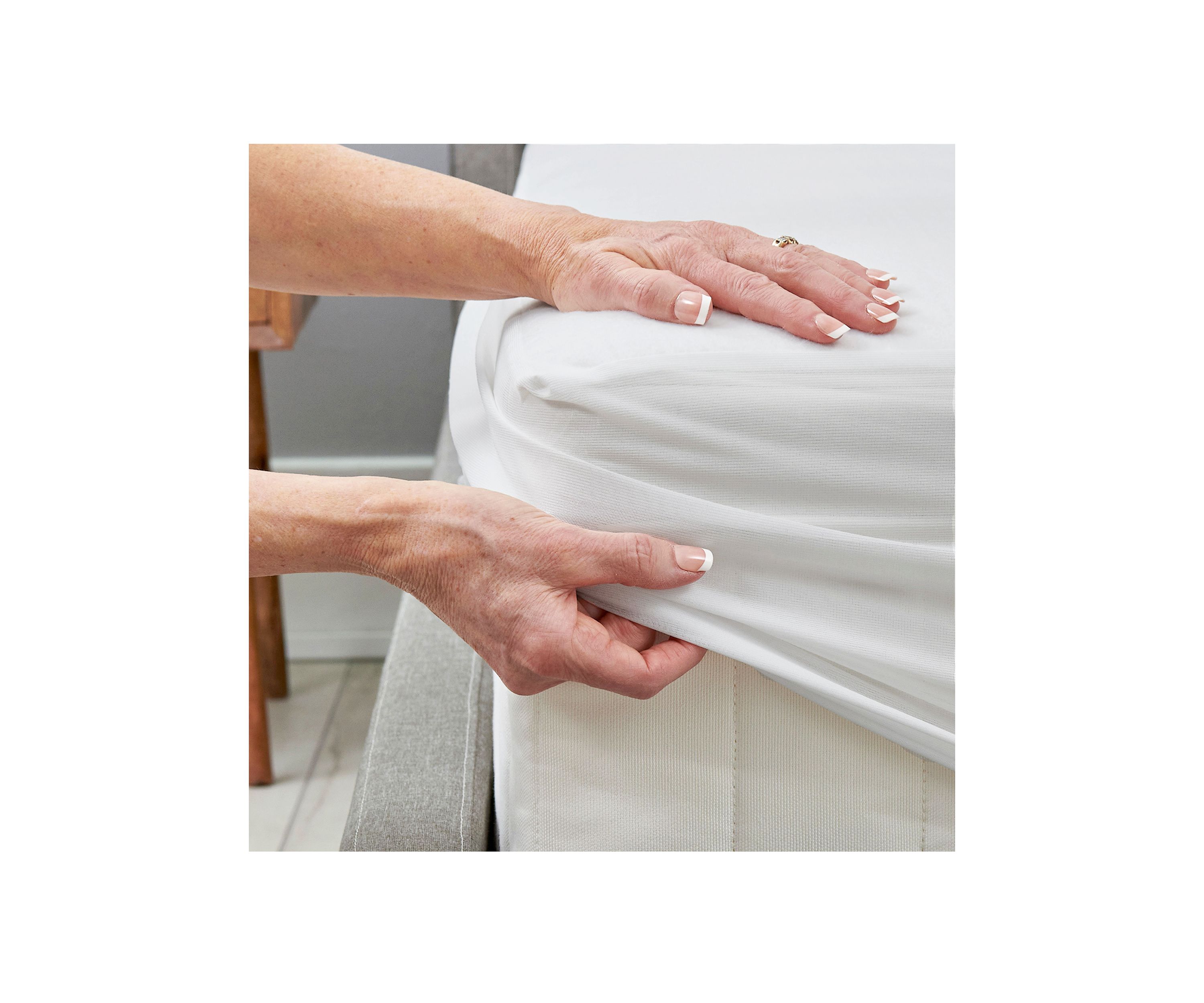 Elite Cool Touch Mattress Protector