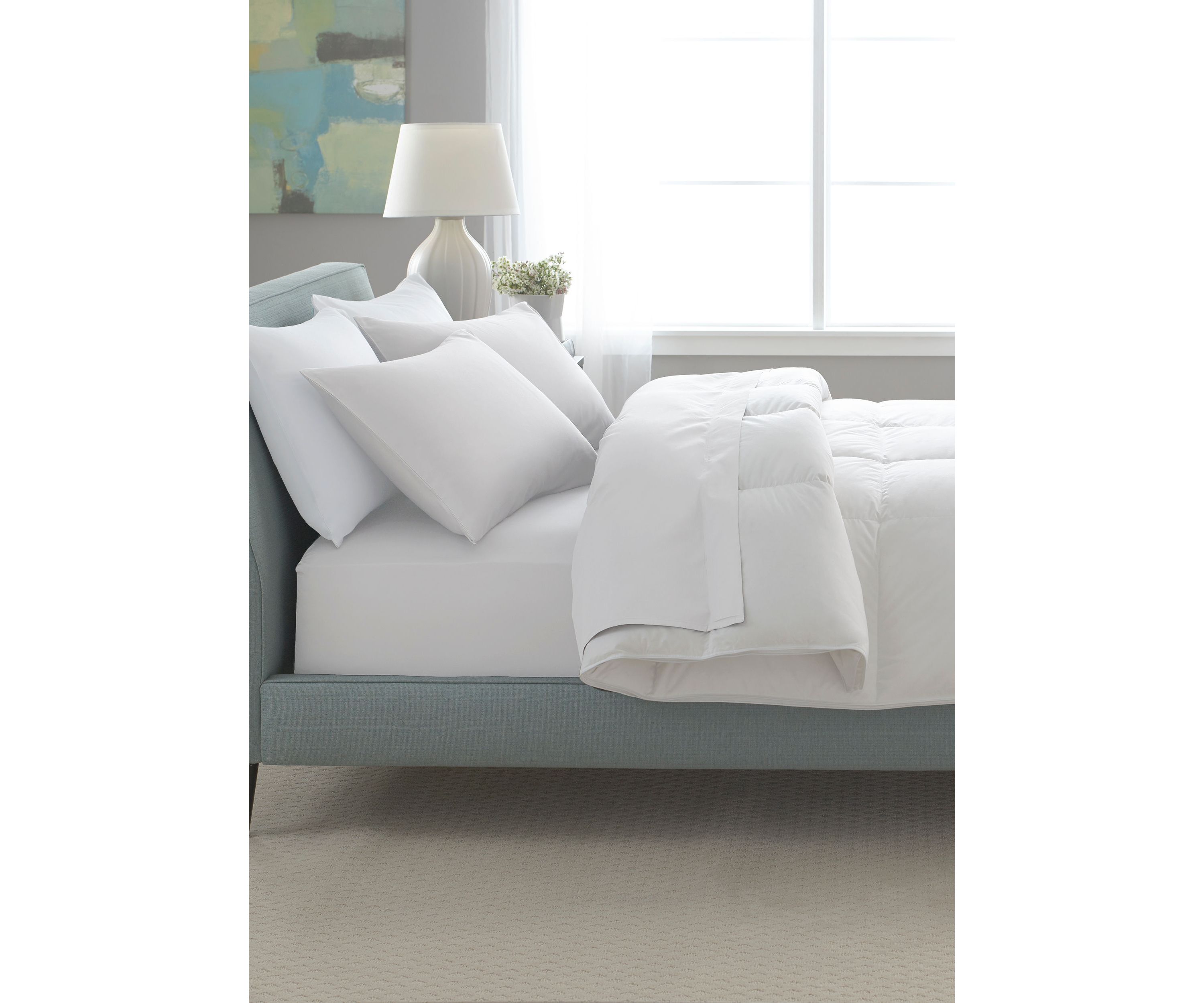 300 Thread Count Down Alternative Comforter