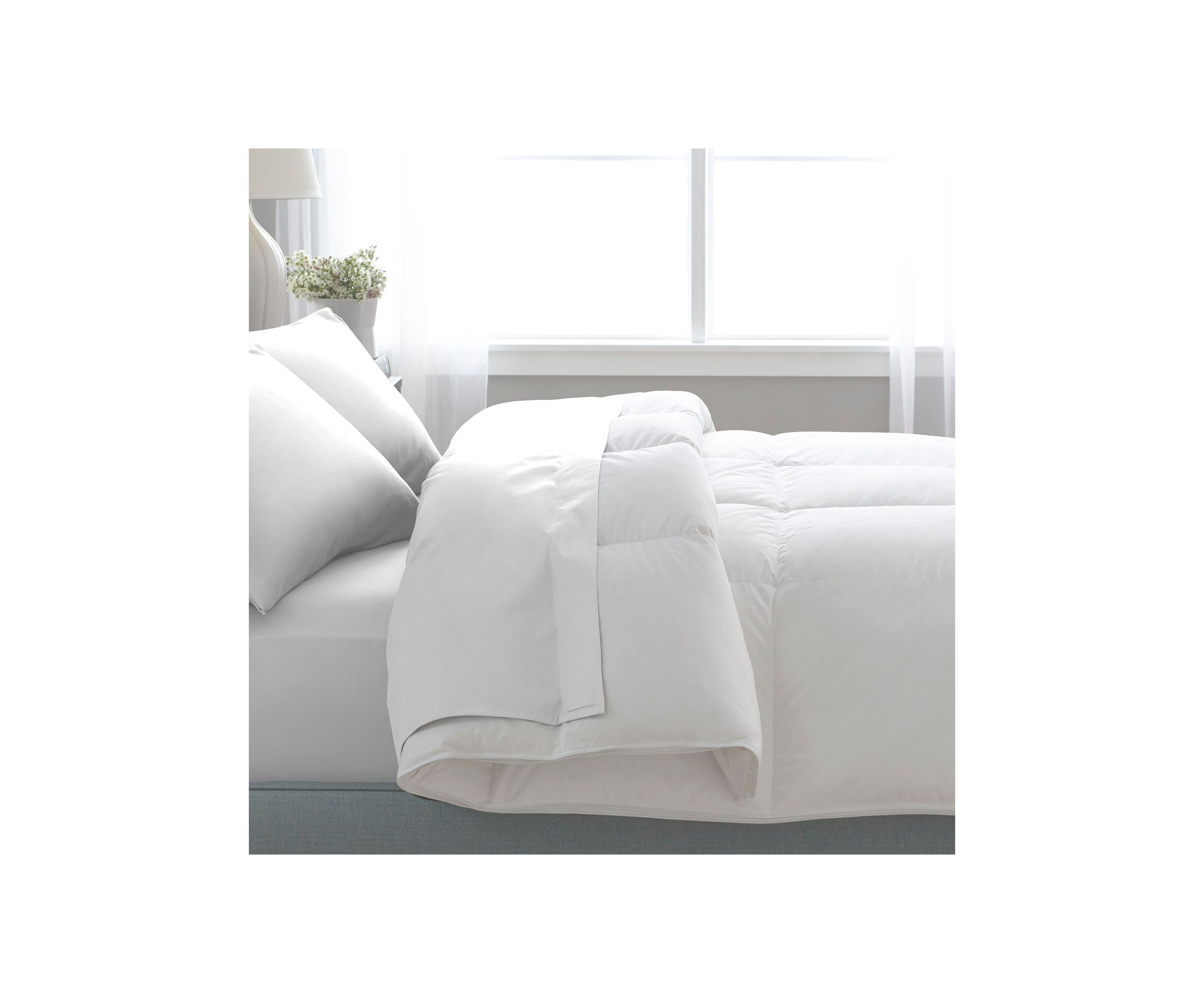 300 Thread Count Down Alternative Comforter