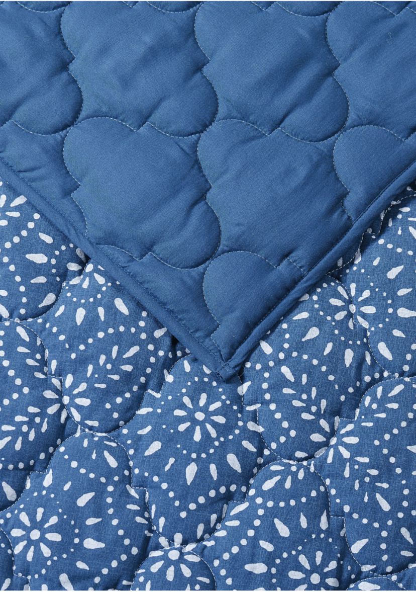 Katrine Quilt Set
