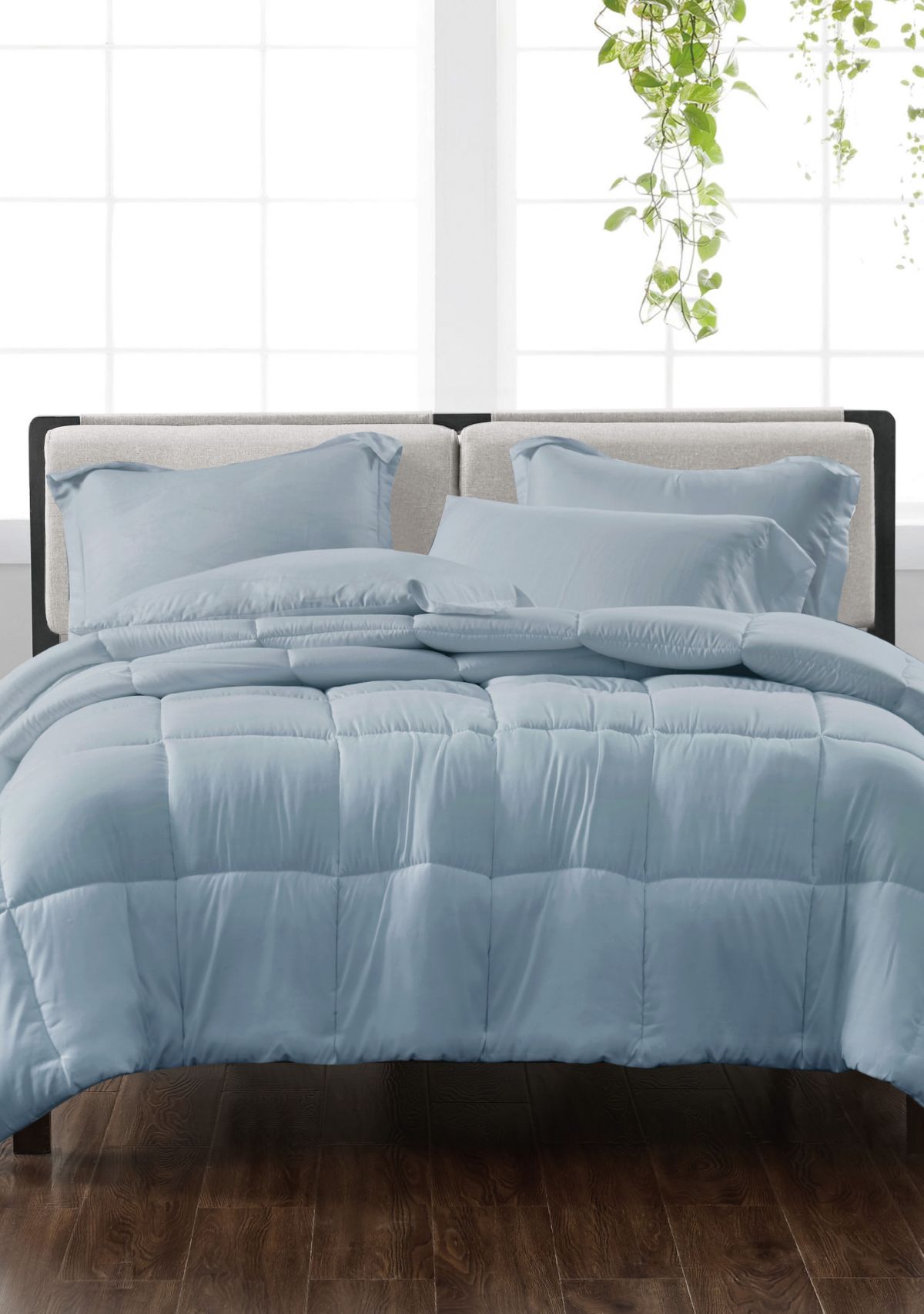 Heritage Solid Comforter Set