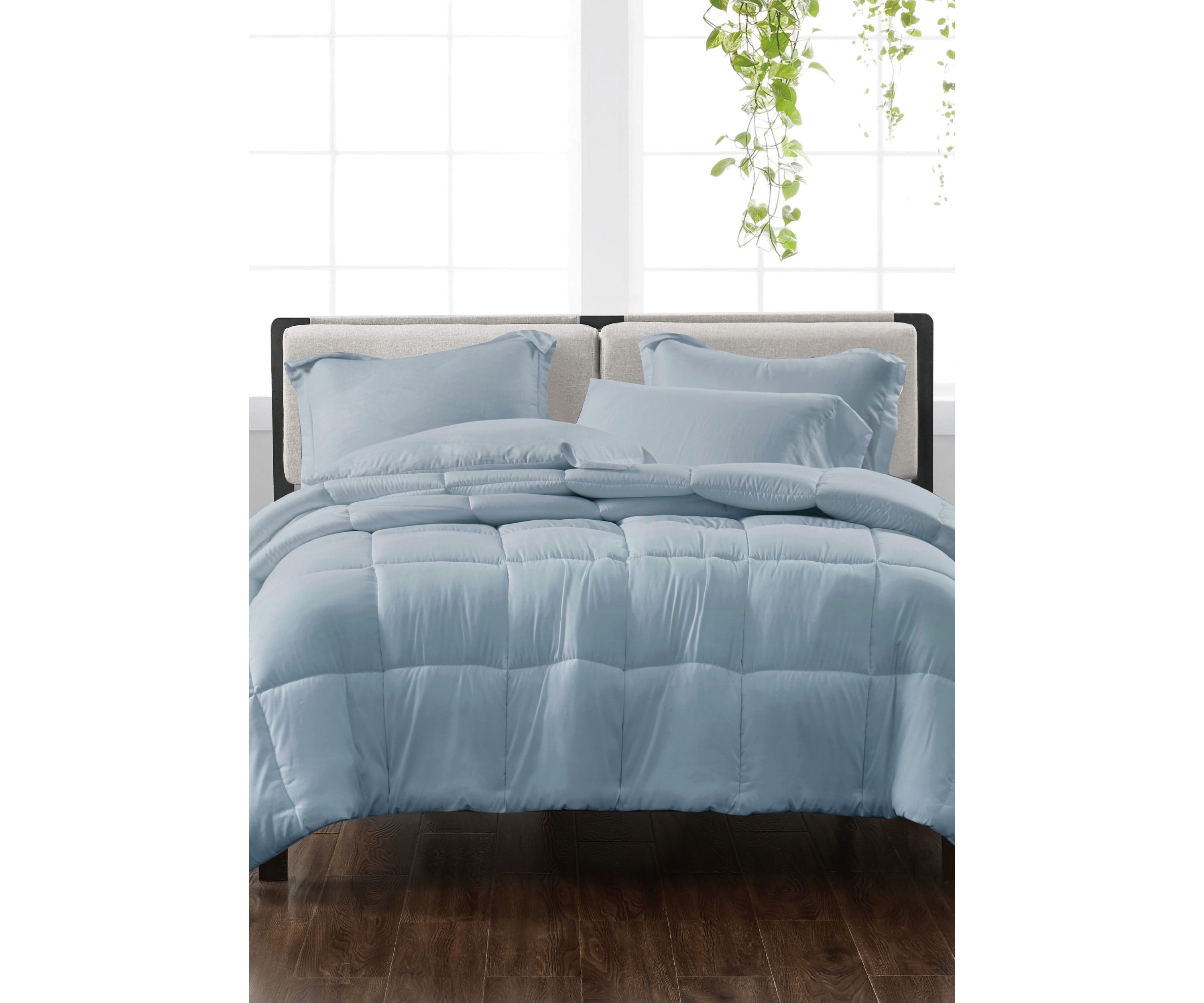 Heritage Solid Comforter Set