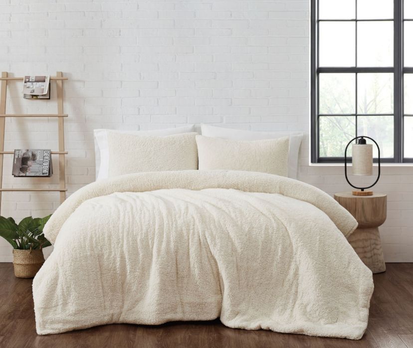 Brooklyn Loom Marshmallow Sherpa 3 Piece Full/Queen Comforter Set