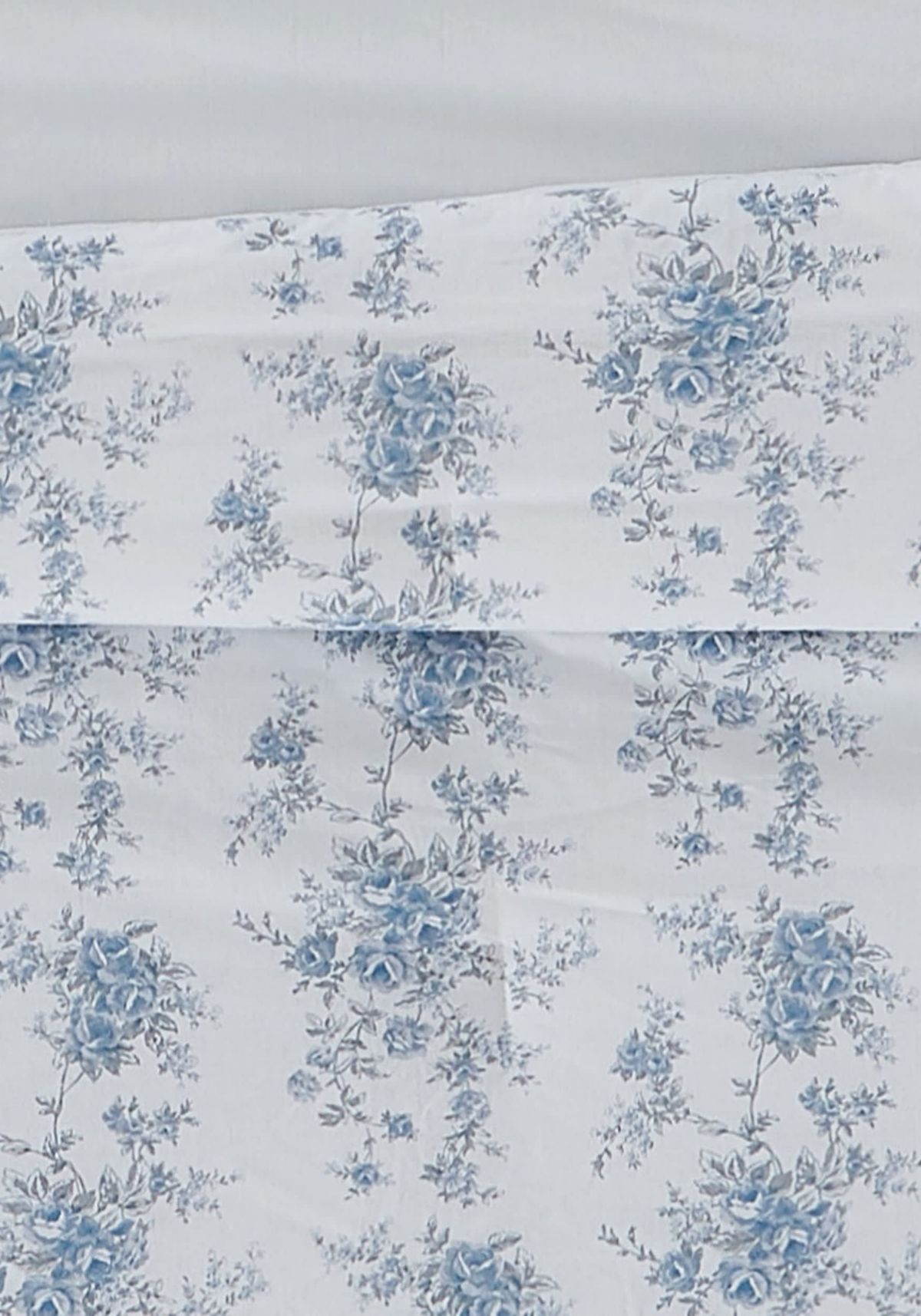 The Farmhouse by Rachel Ashwell British Rose King 3 Piece Comforter Set