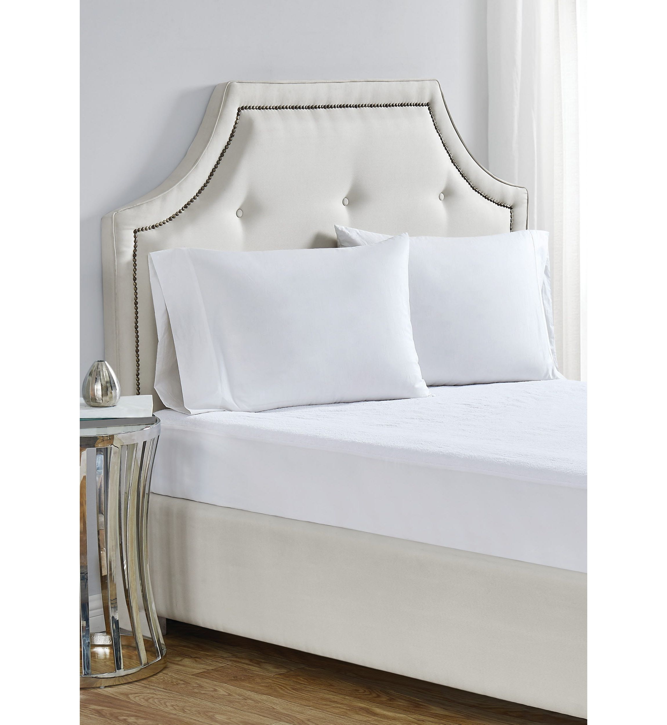 London Fog Premium Waterproof Hypoallergenic Twin XL Mattress Protector