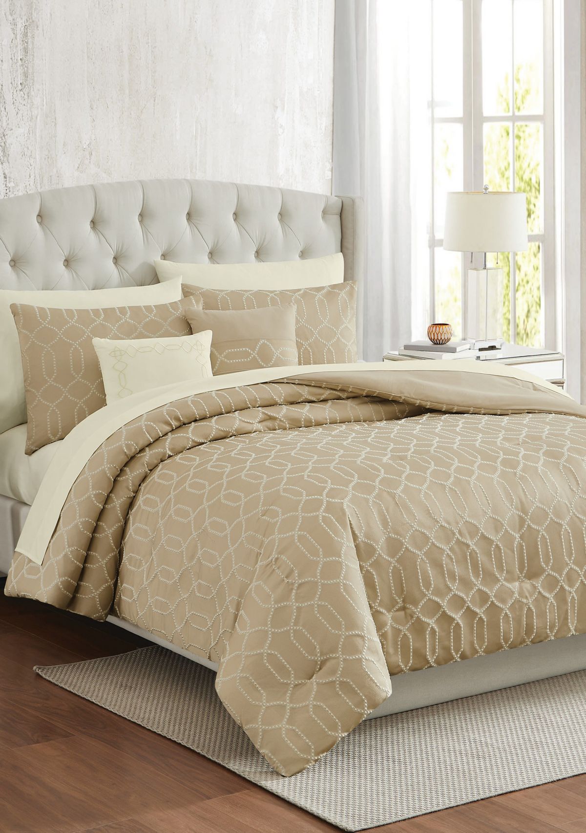 Victoria Geo Gold 9 Piece King Comforter Set