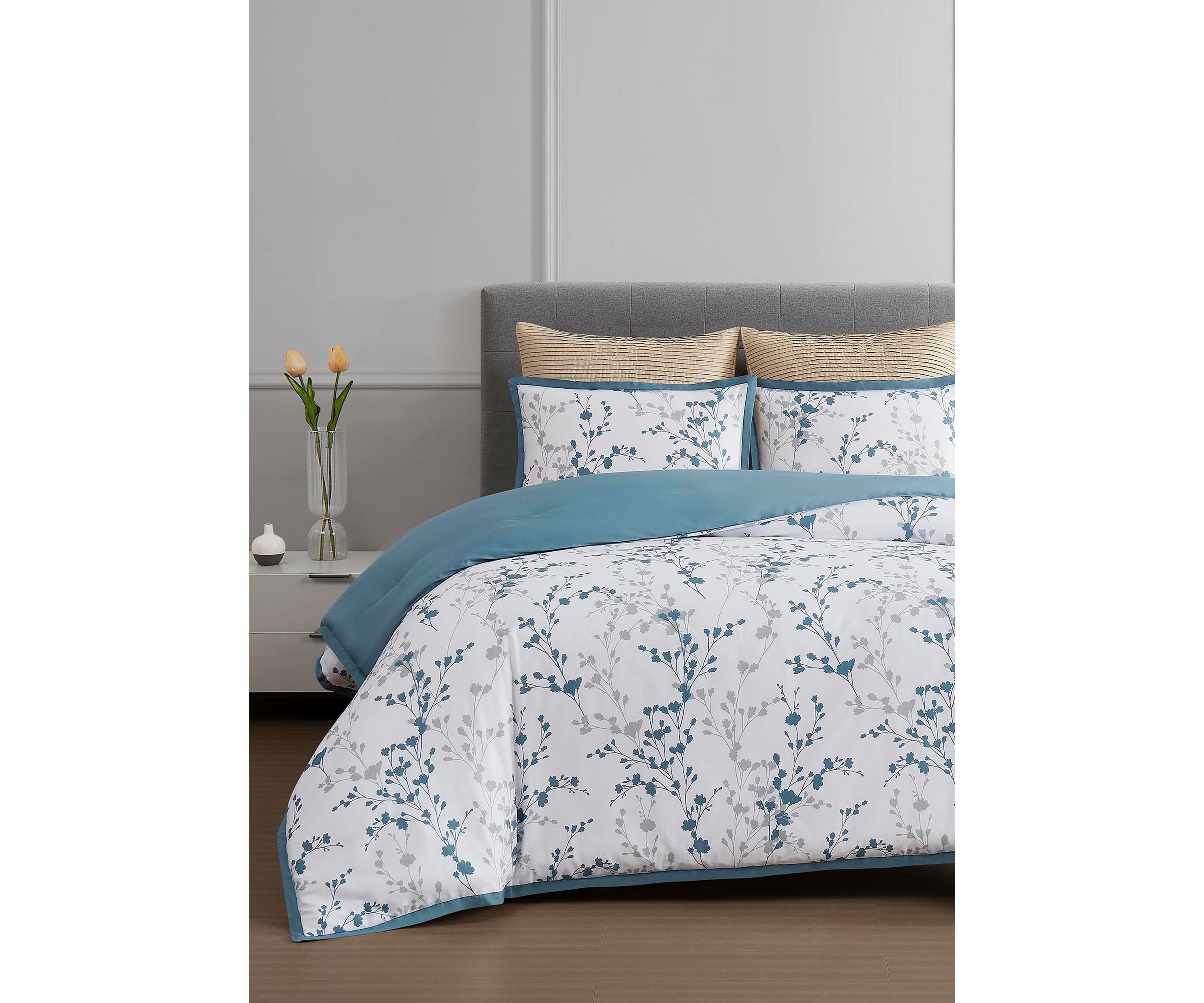 Sophia Comforter Set