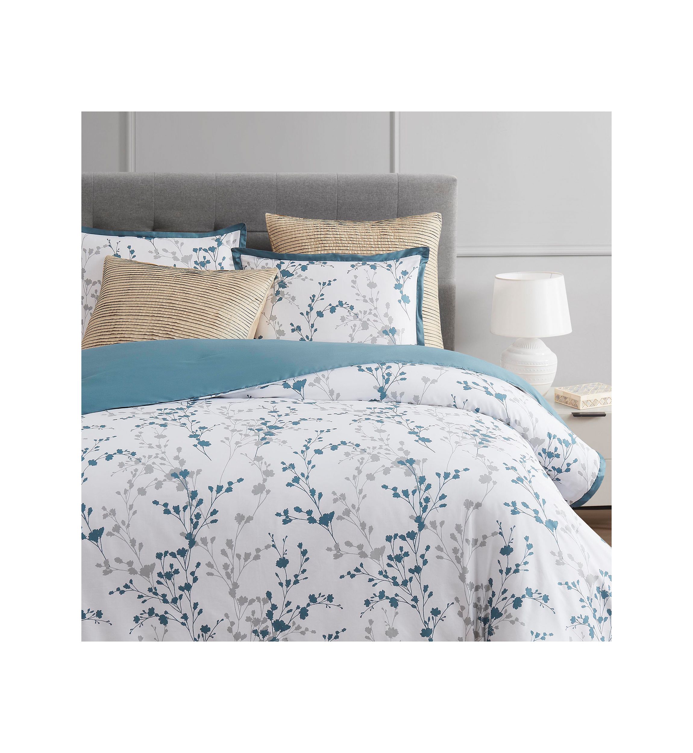 Sophia Comforter Set