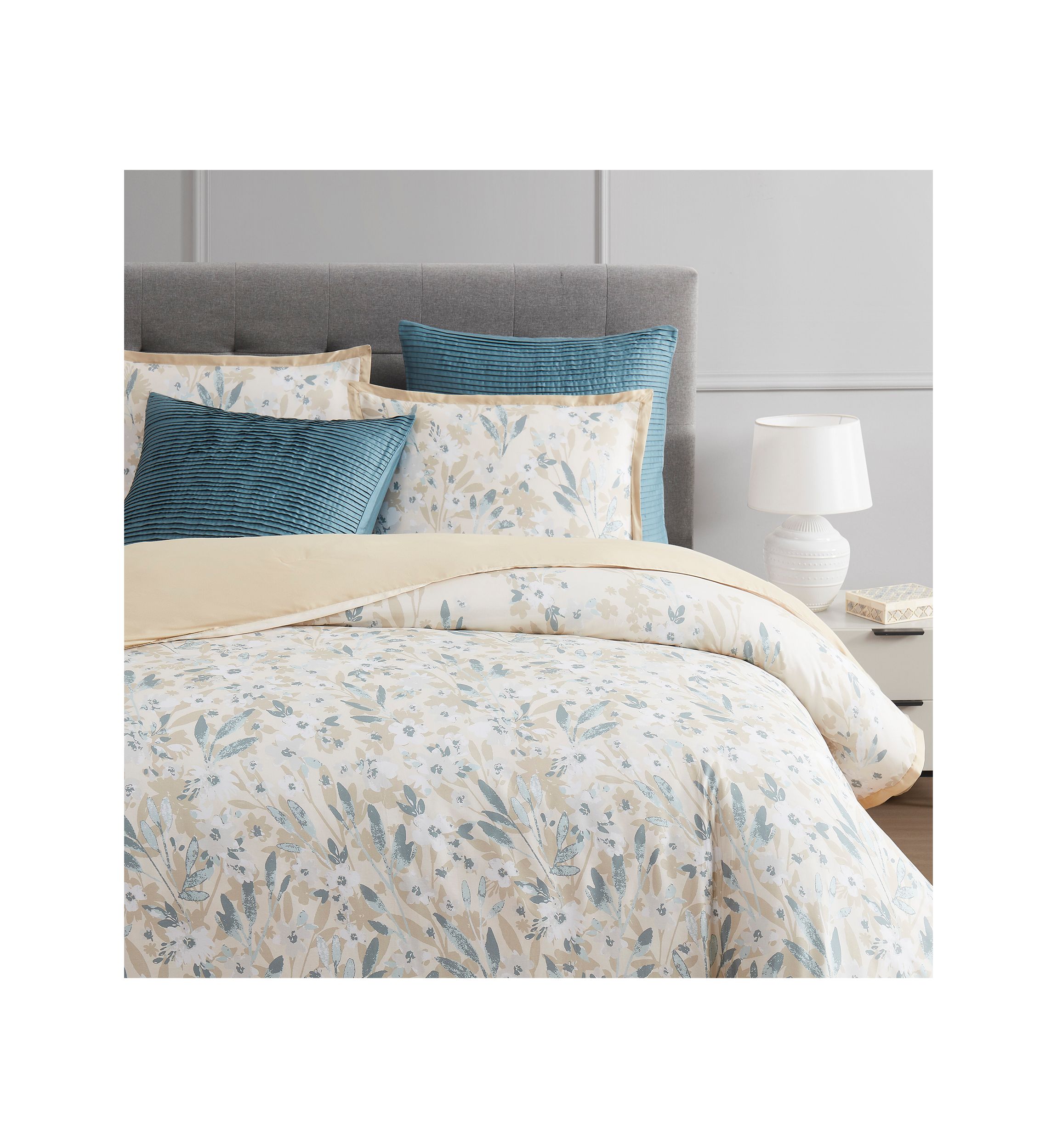 Annalyse Comforter Set
